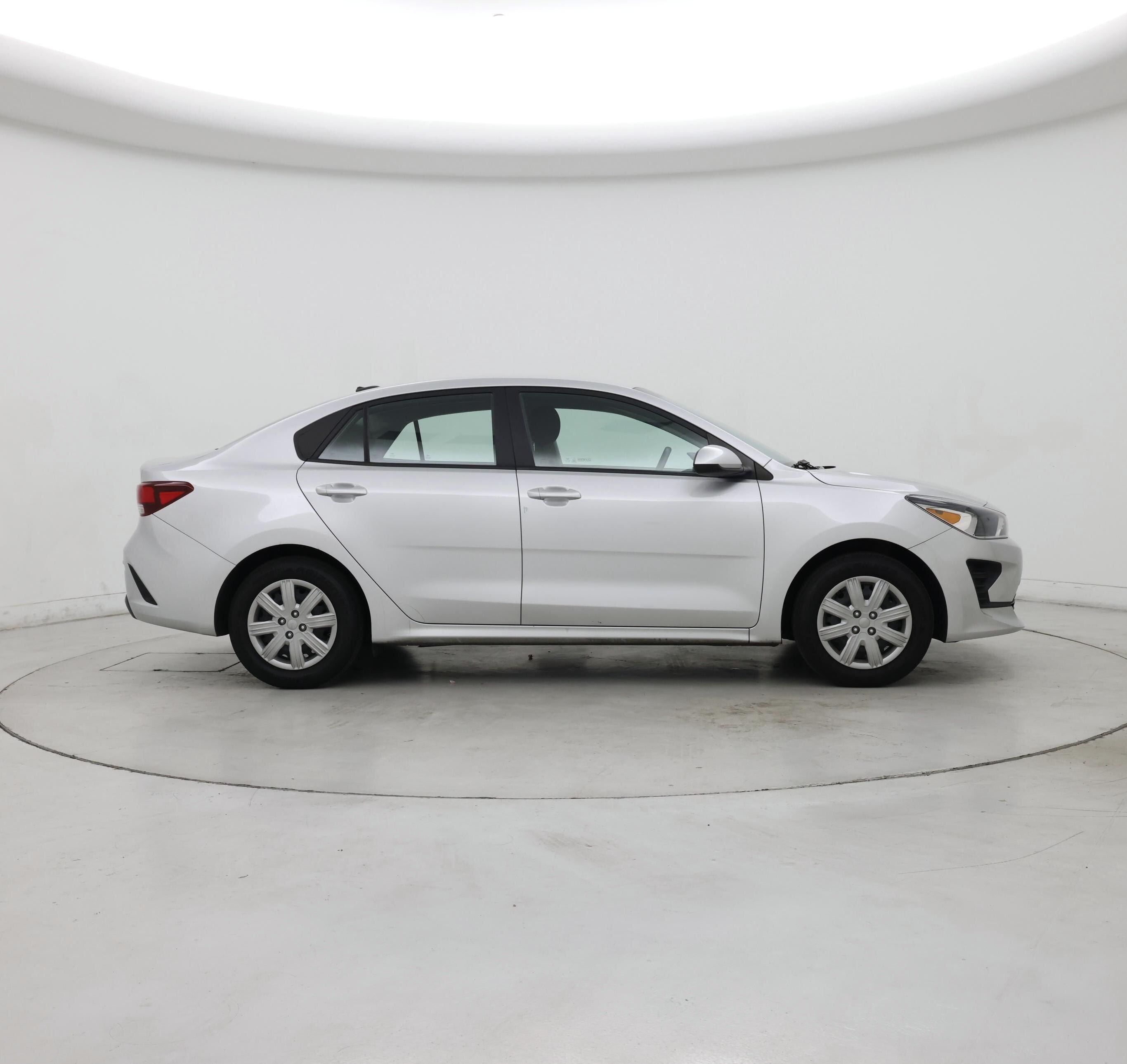 Thumbnail: 2022 Kia Rio - 7