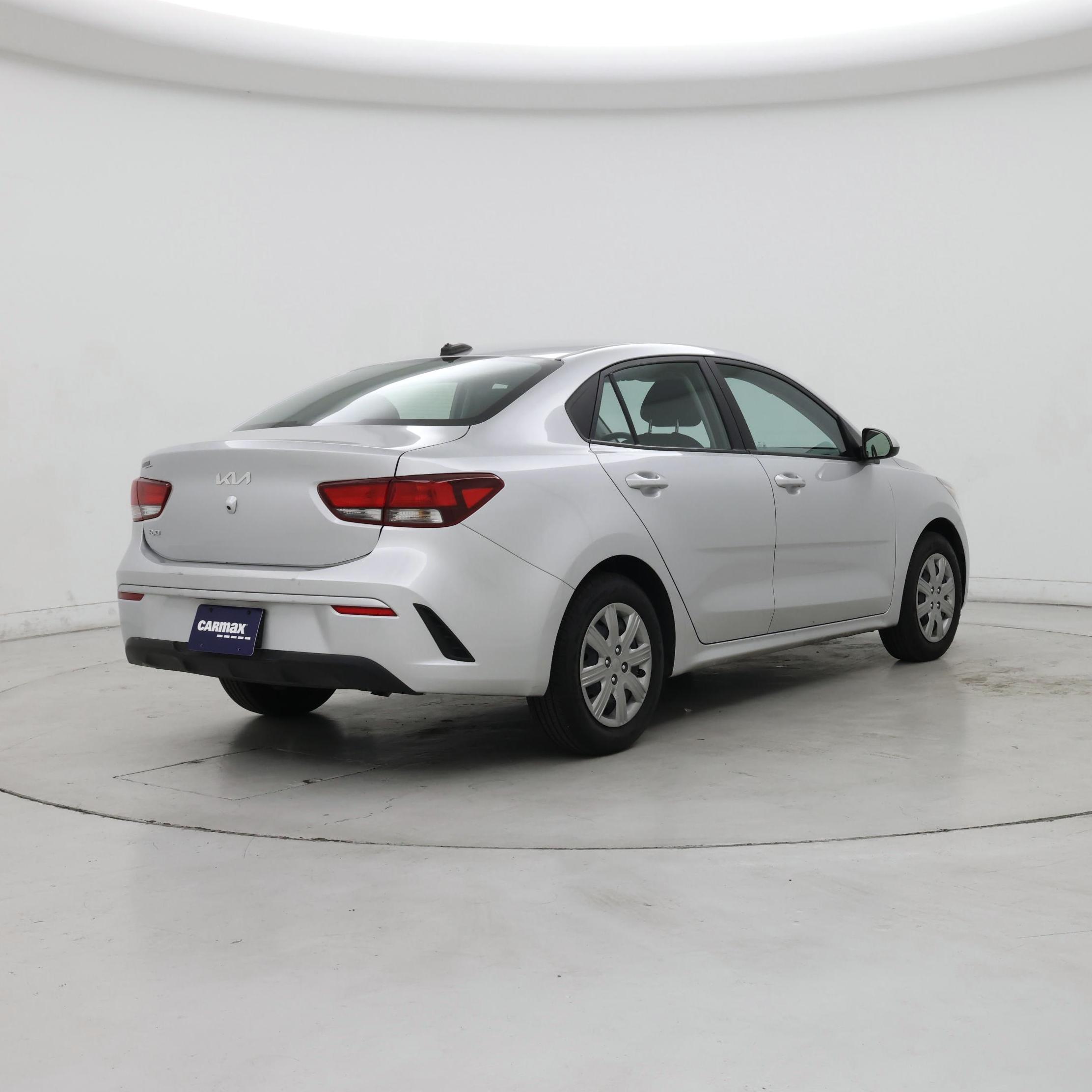 Thumbnail: 2022 Kia Rio - 8