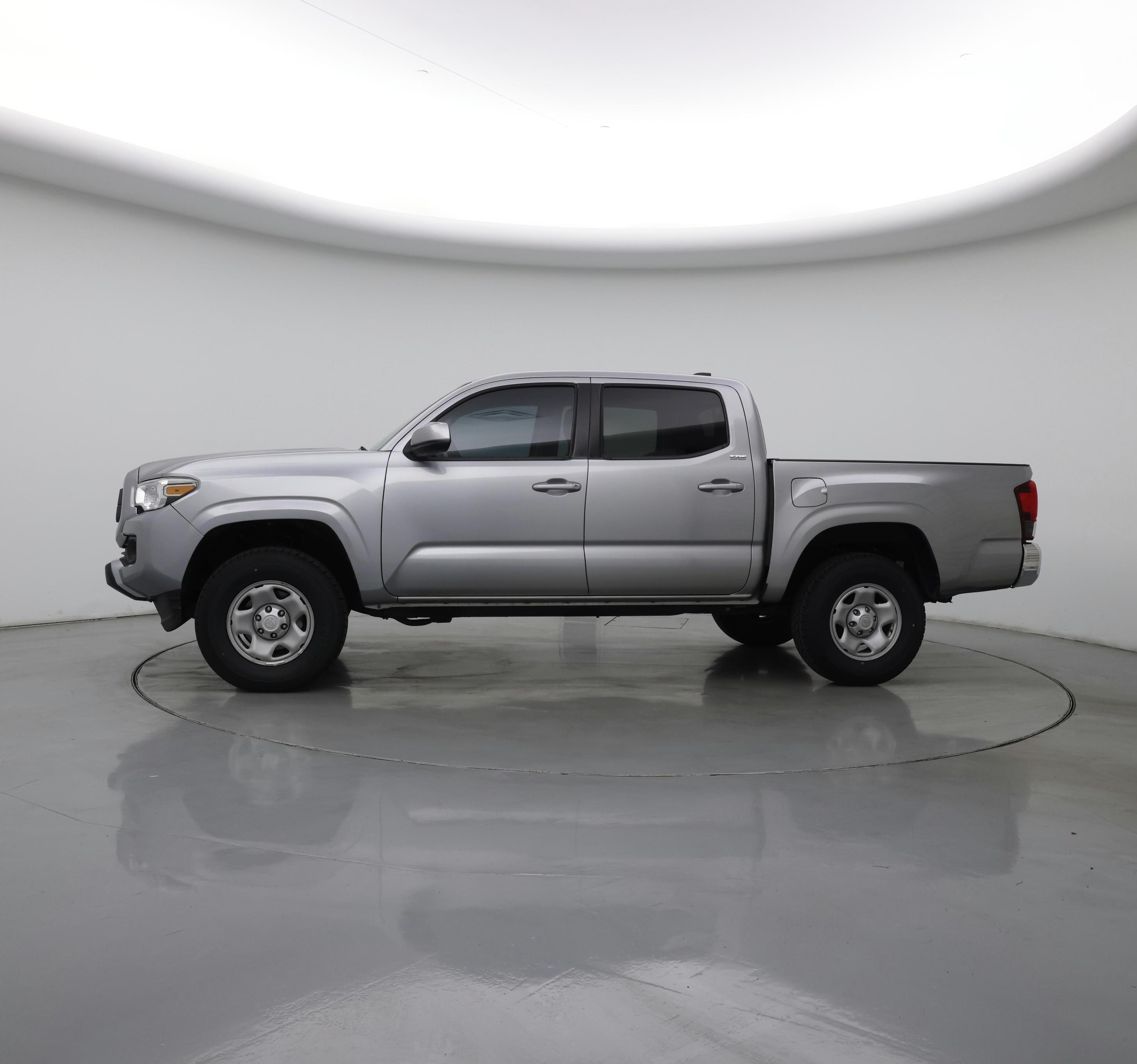 Thumbnail: 2021 Toyota Tacoma - 3