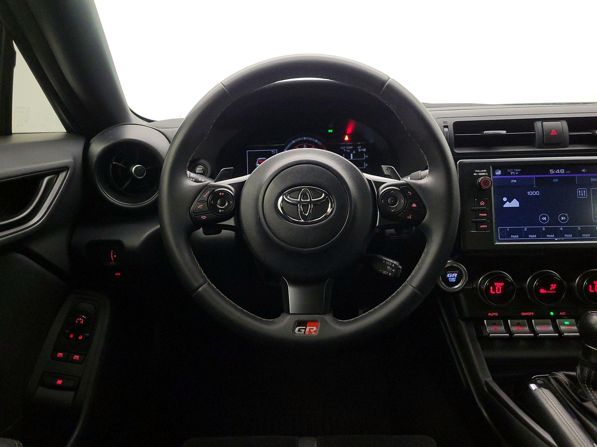 Thumbnail: 2023 Toyota GR86 - 10