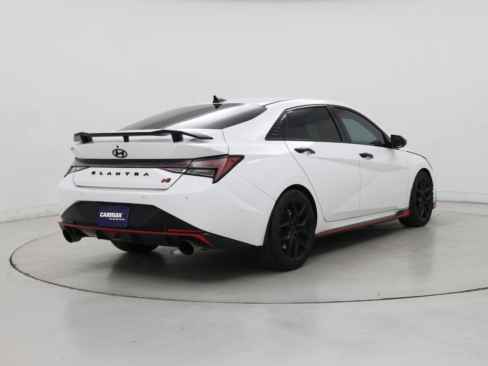 2023 Hyundai Elantra N - Photo 9