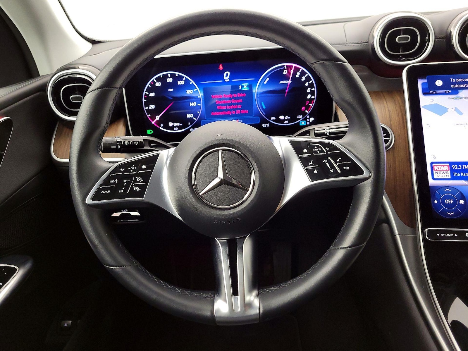 2025 Mercedes-Benz GLC Base - Photo 11