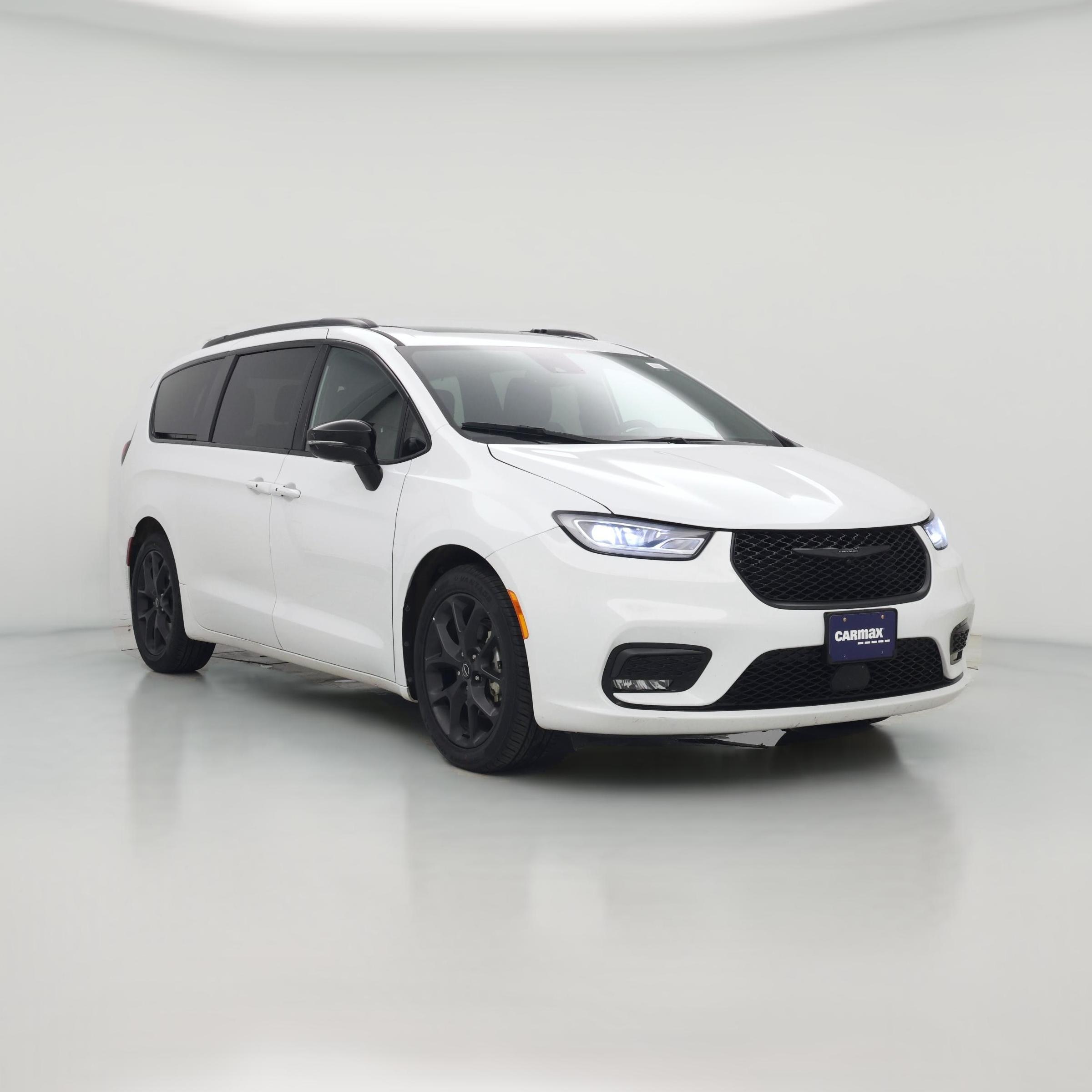 Thumbnail: 2025 Chrysler Pacifica - 1