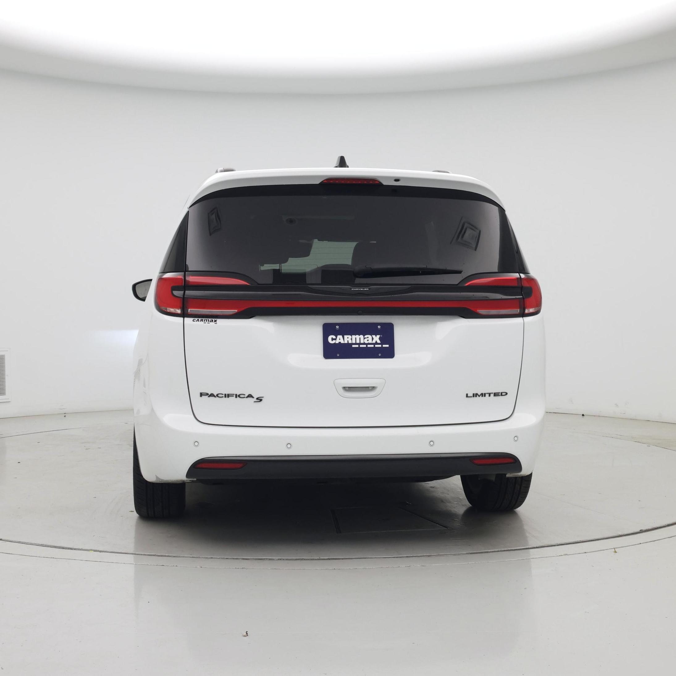 Thumbnail: 2025 Chrysler Pacifica - 6