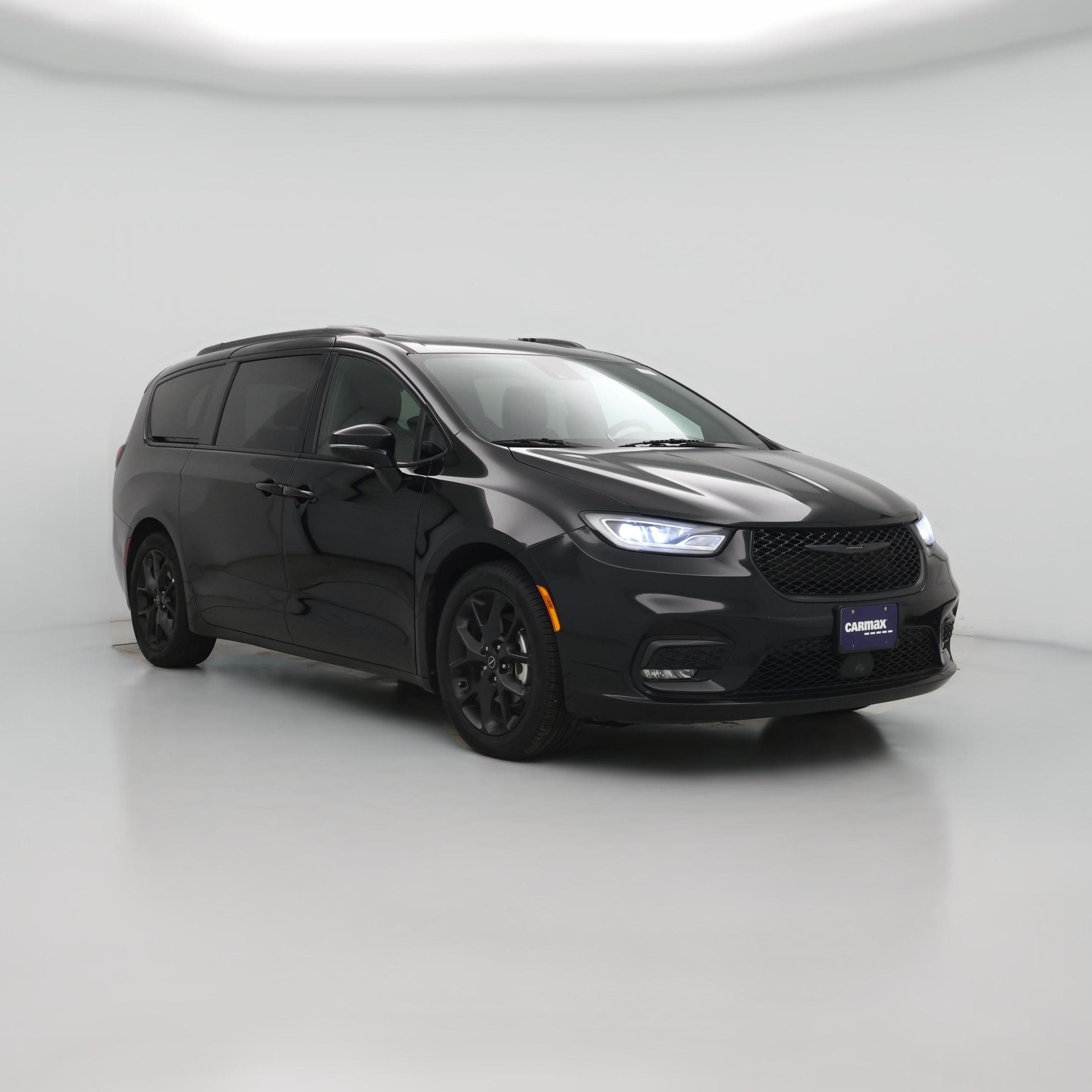Thumbnail: 2025 Chrysler Pacifica - 1