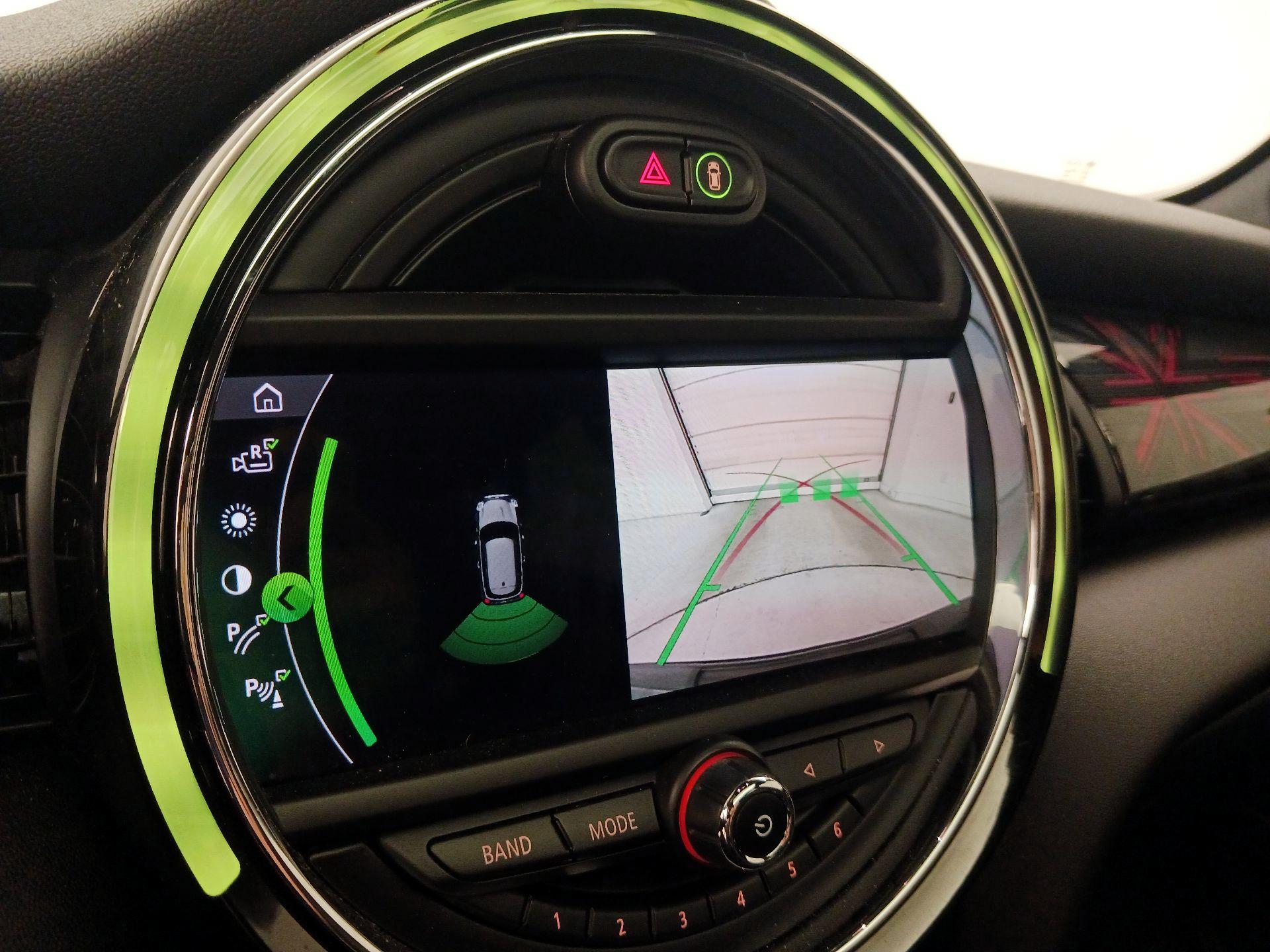 Thumbnail: 2020 MINI Cooper Hardtop - 14