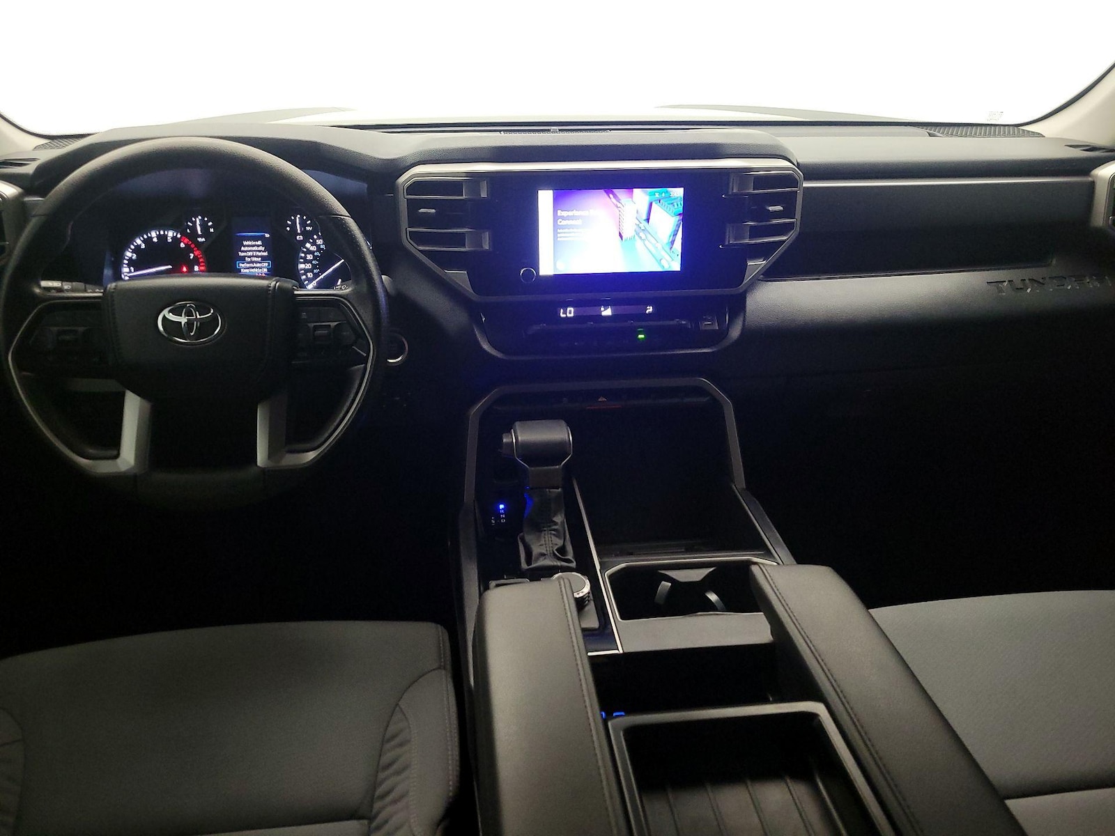 2024 Toyota Tundra SR5 - Photo 10