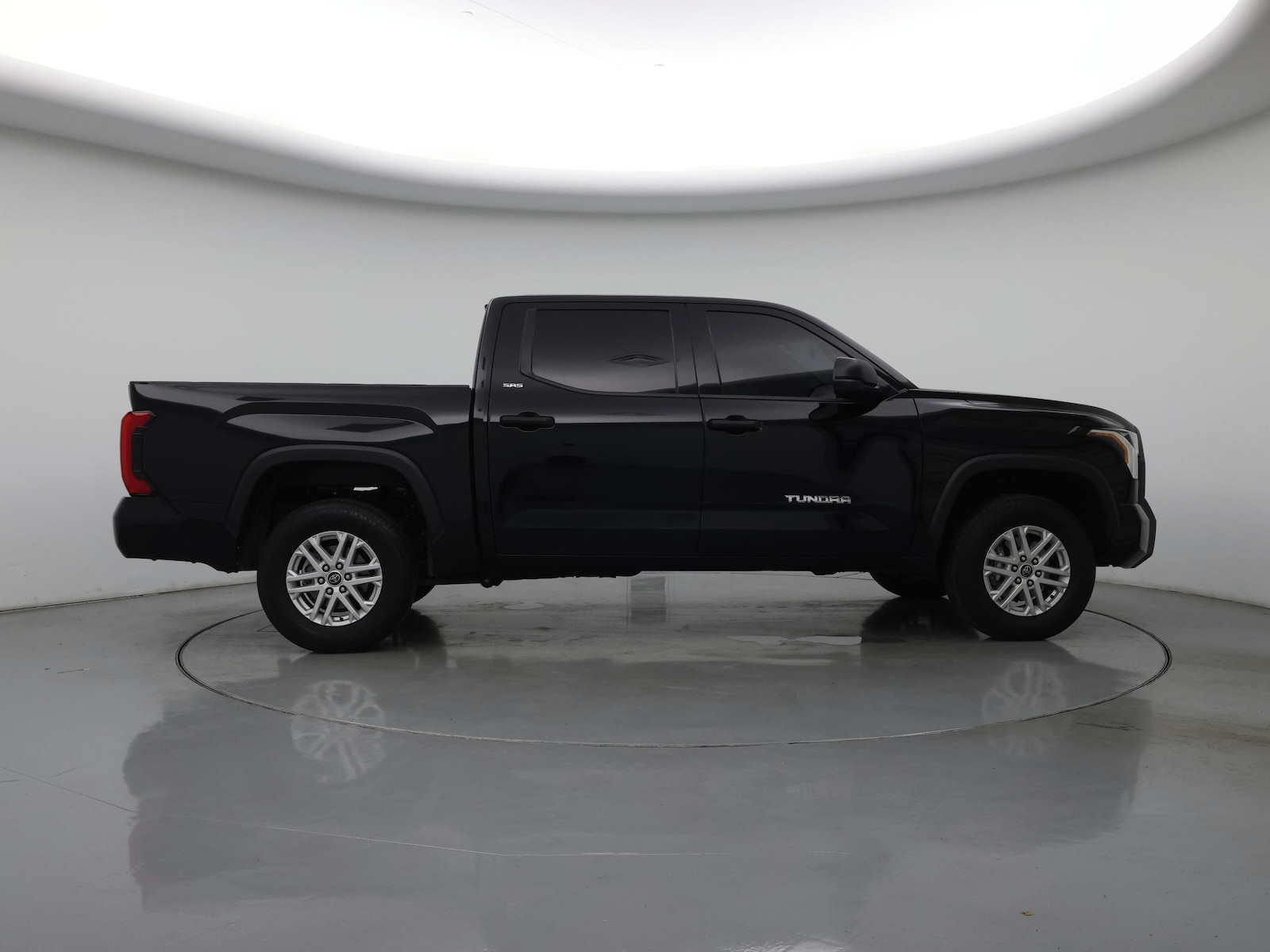 2024 Toyota Tundra SR5 - Photo 8