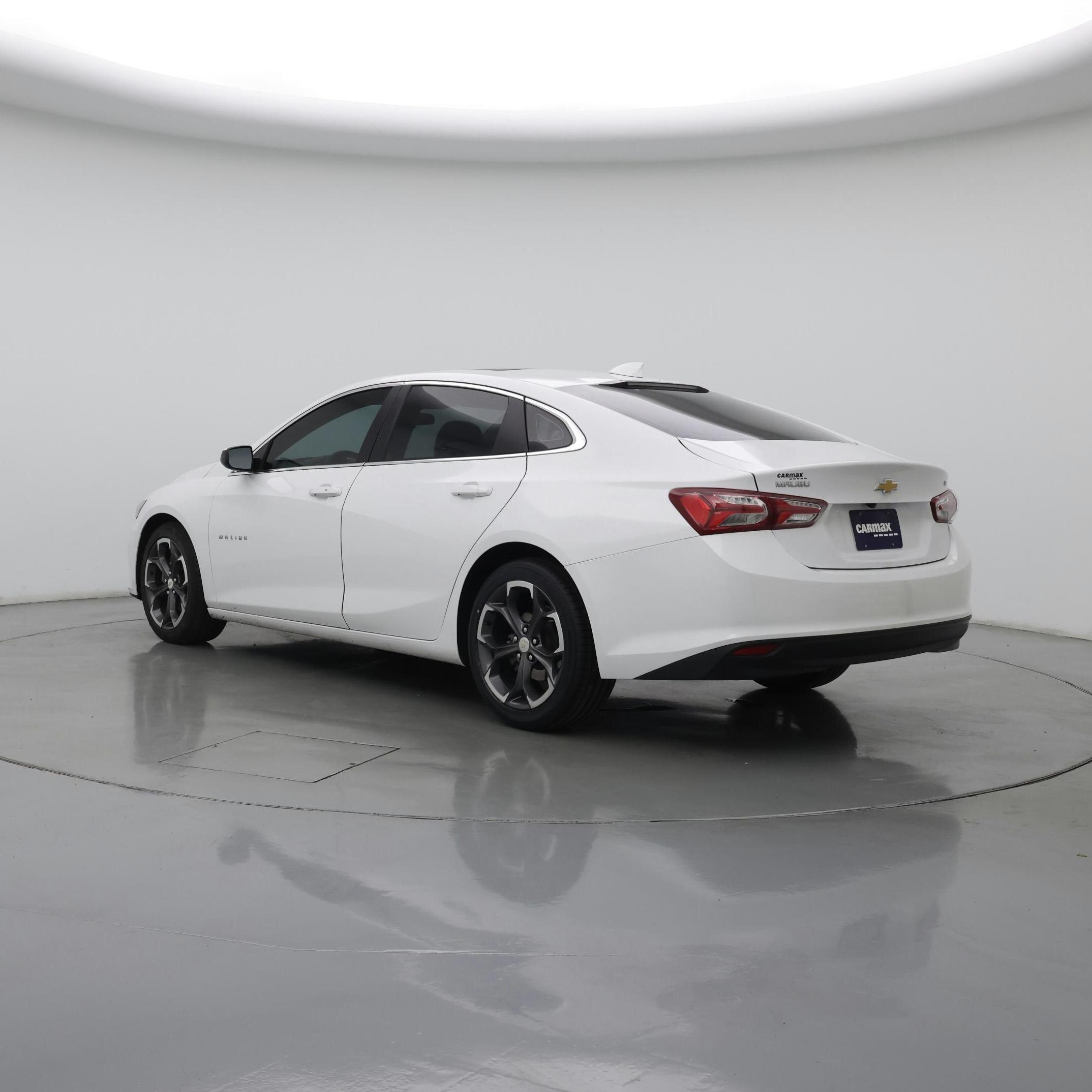 Thumbnail: 2022 Chevrolet Malibu - 2