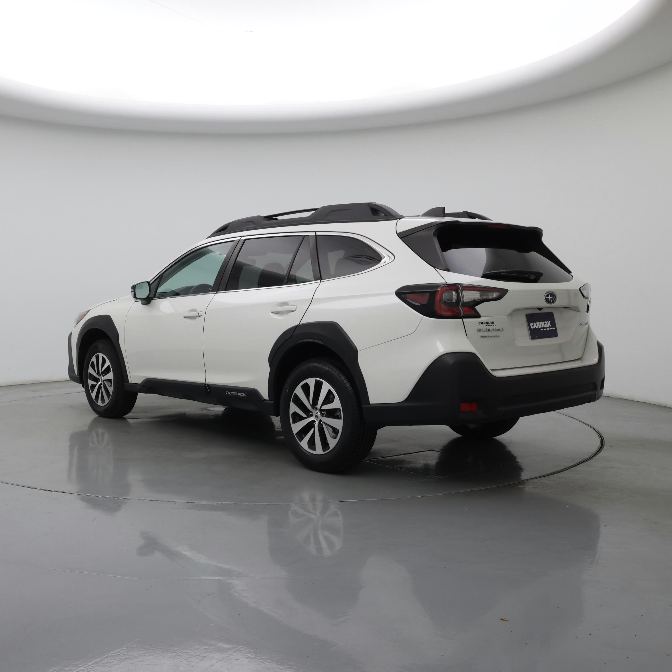 Thumbnail: 2023 Subaru Outback - 2