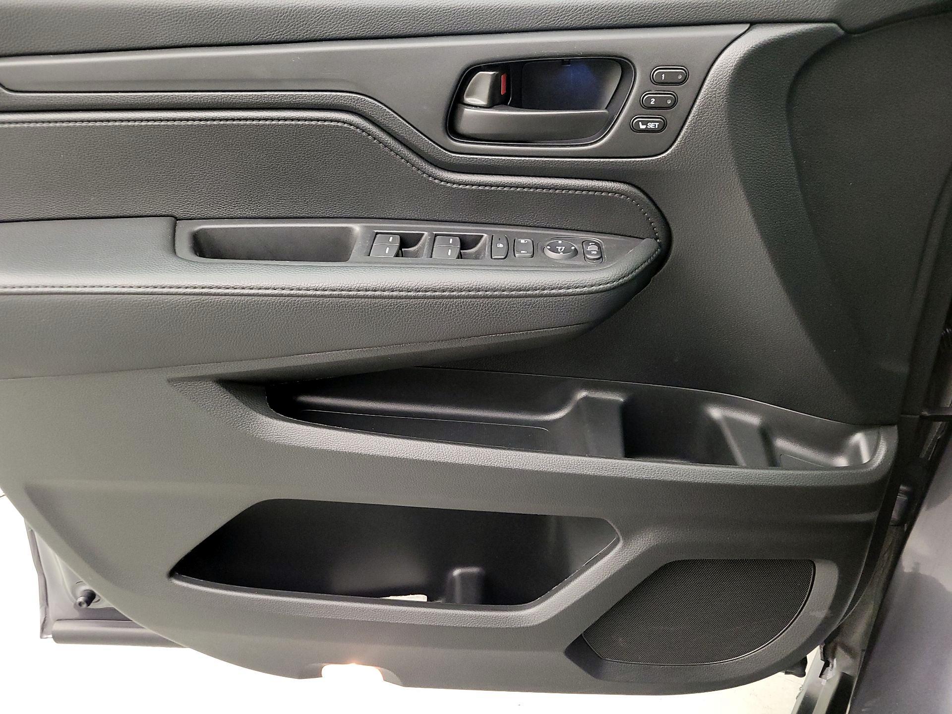 Thumbnail: 2025 Honda Odyssey - 12
