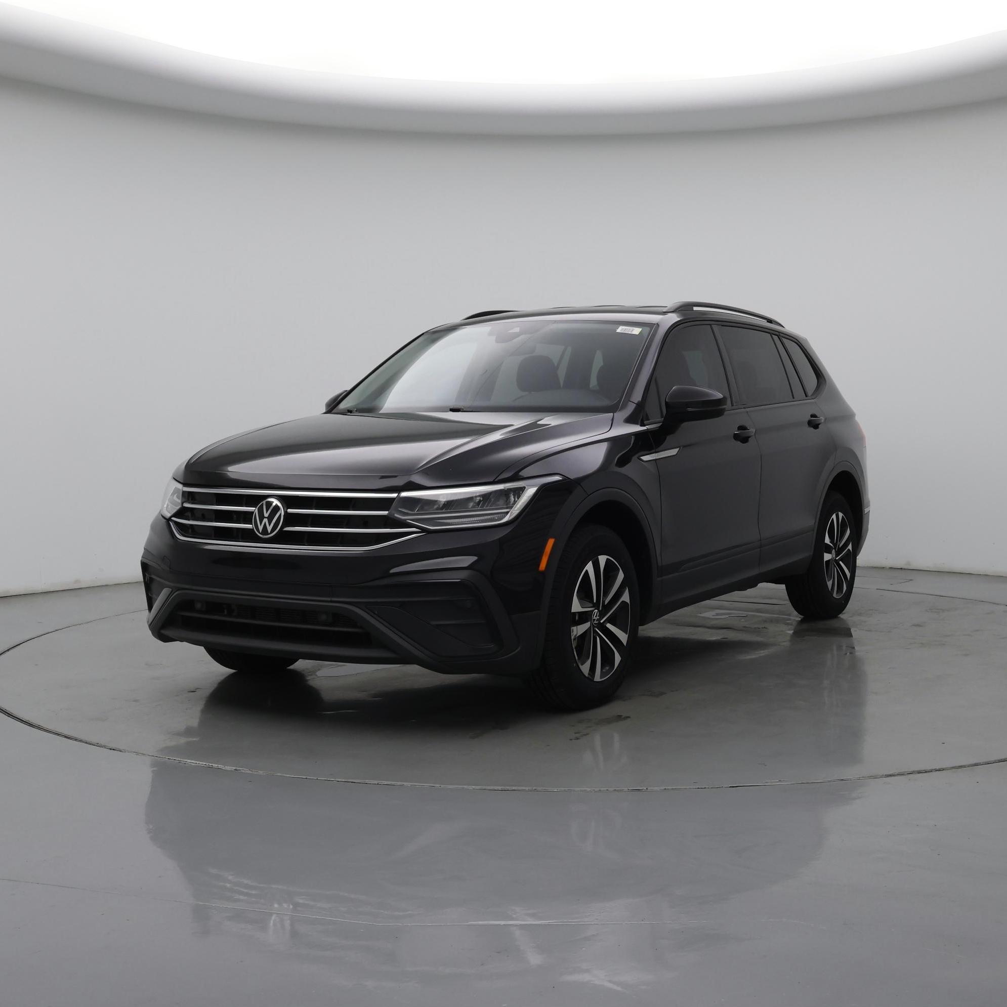 Thumbnail: 2022 Volkswagen Tiguan - 4