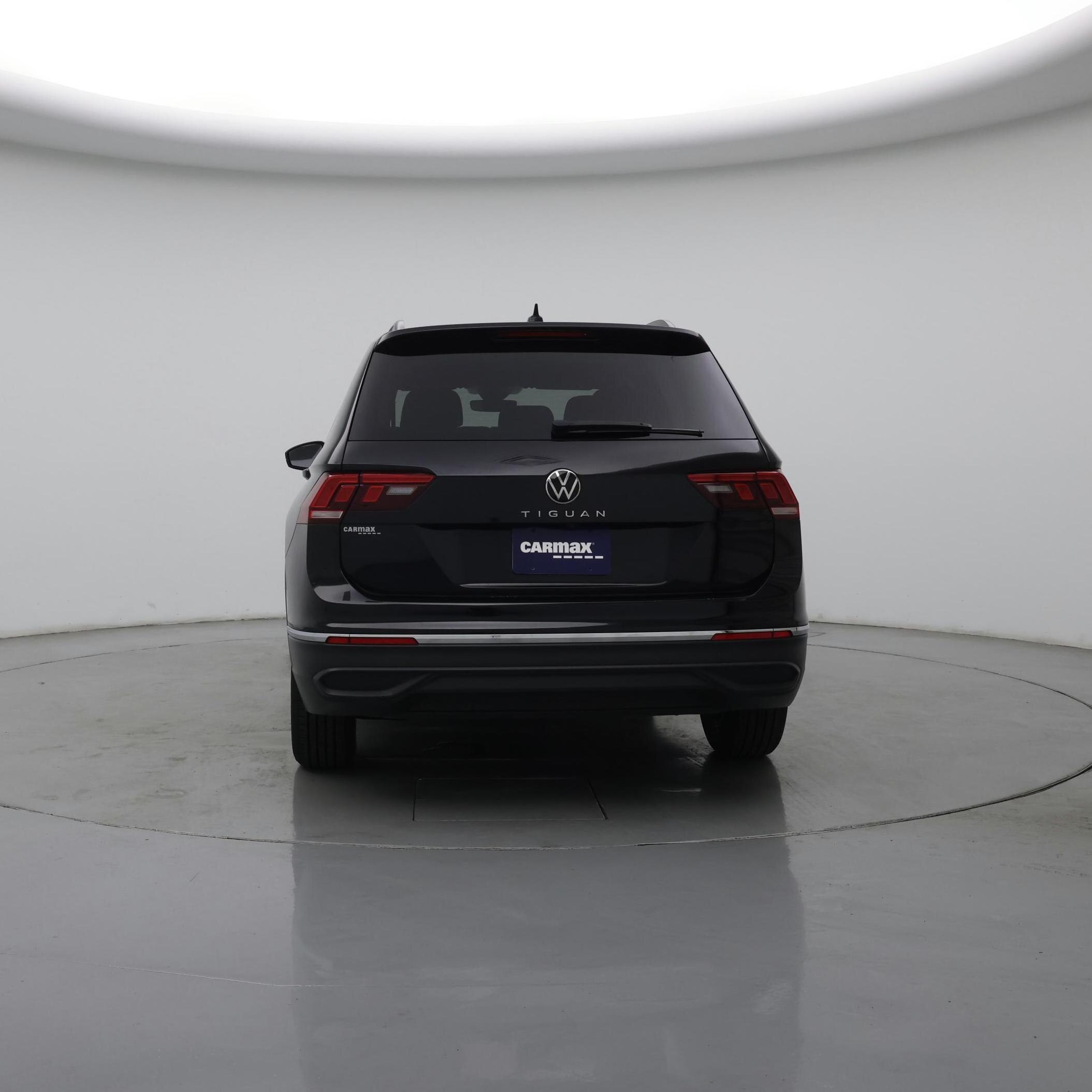 Thumbnail: 2022 Volkswagen Tiguan - 6
