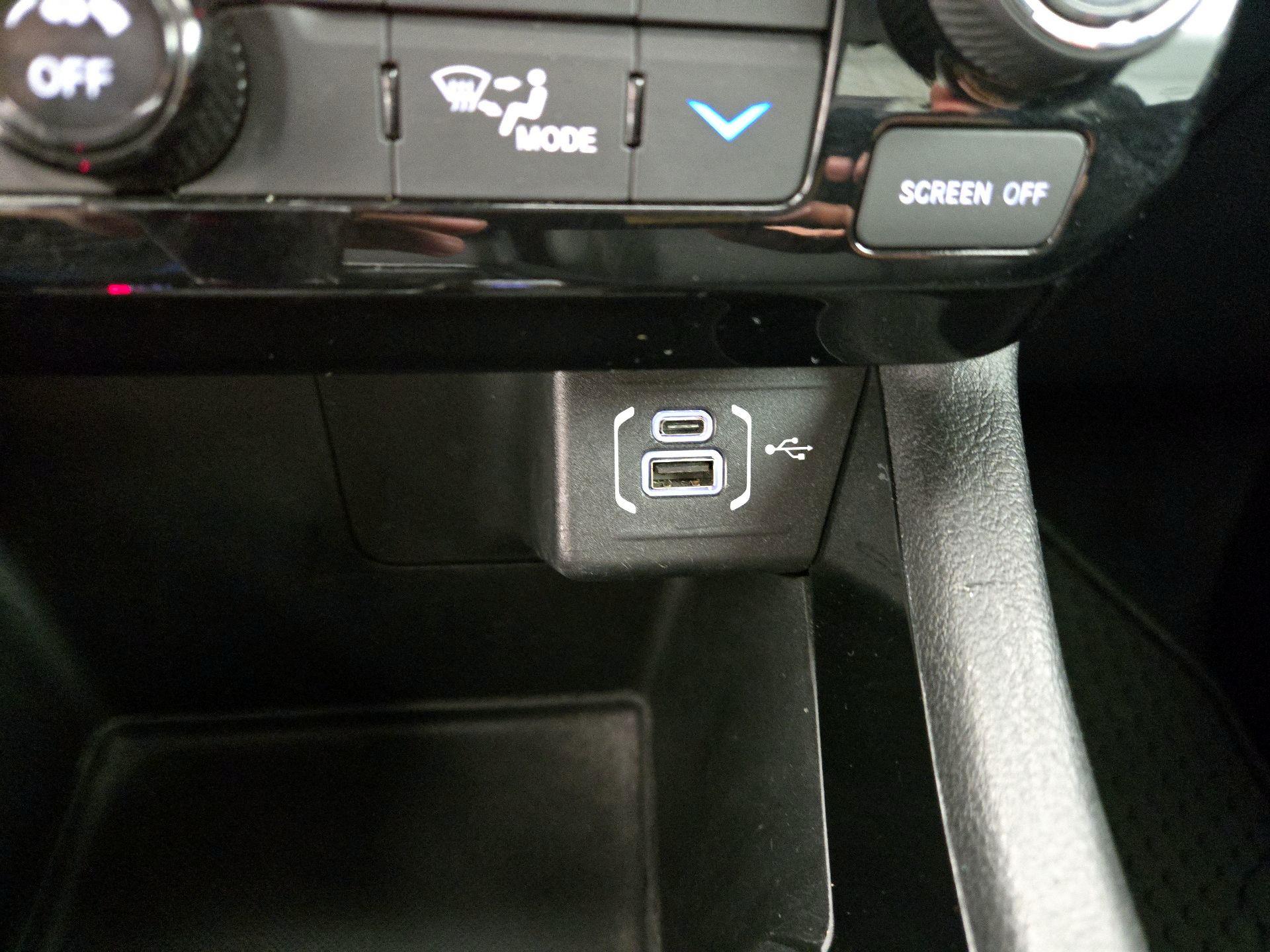 Thumbnail: 2022 Jeep Compass - 19