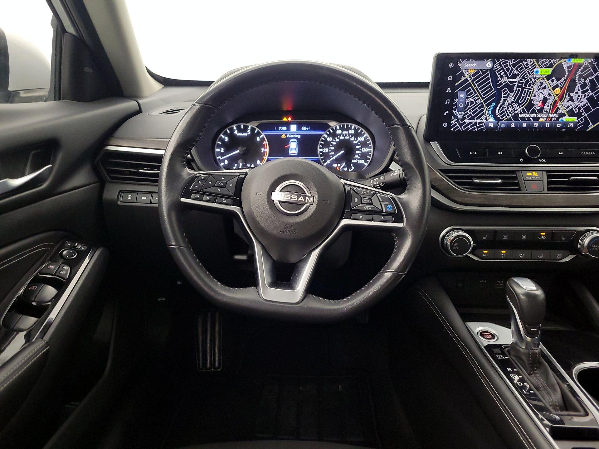 Thumbnail: 2023 Nissan Altima - 10