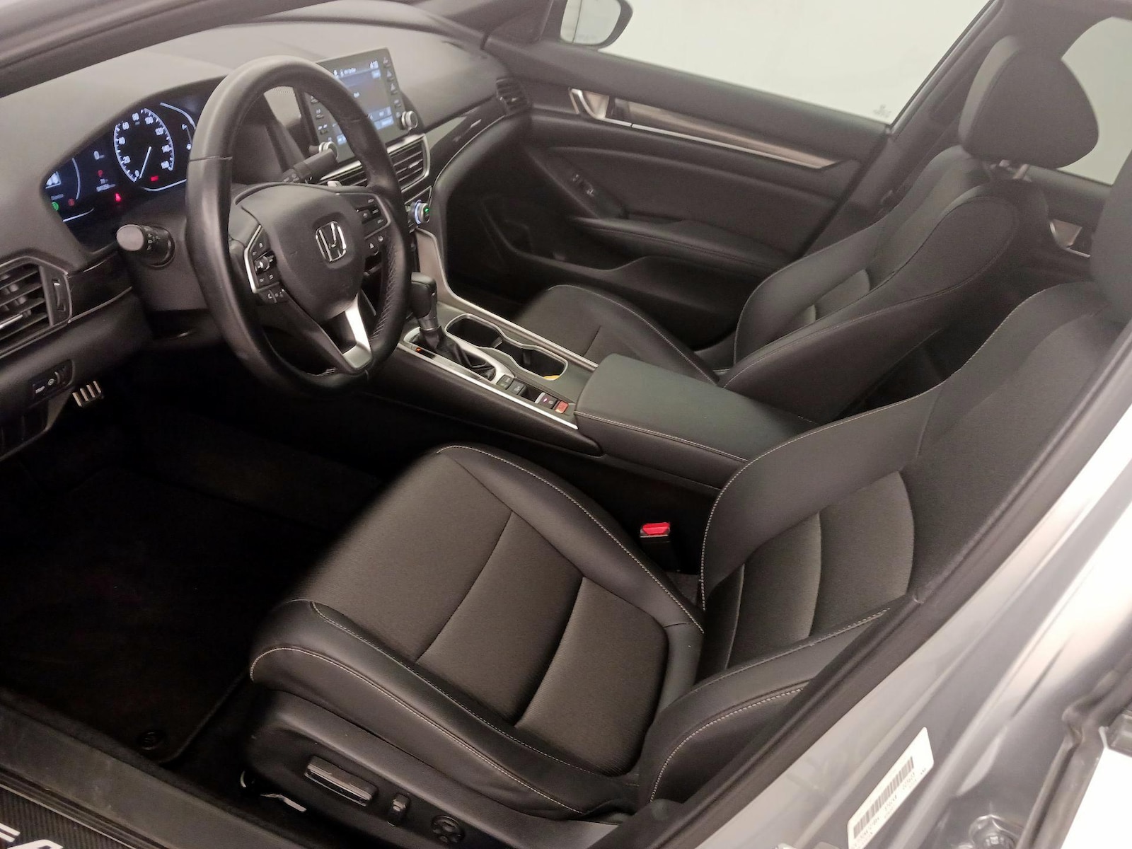 2022 Honda Accord Sport - Photo 12