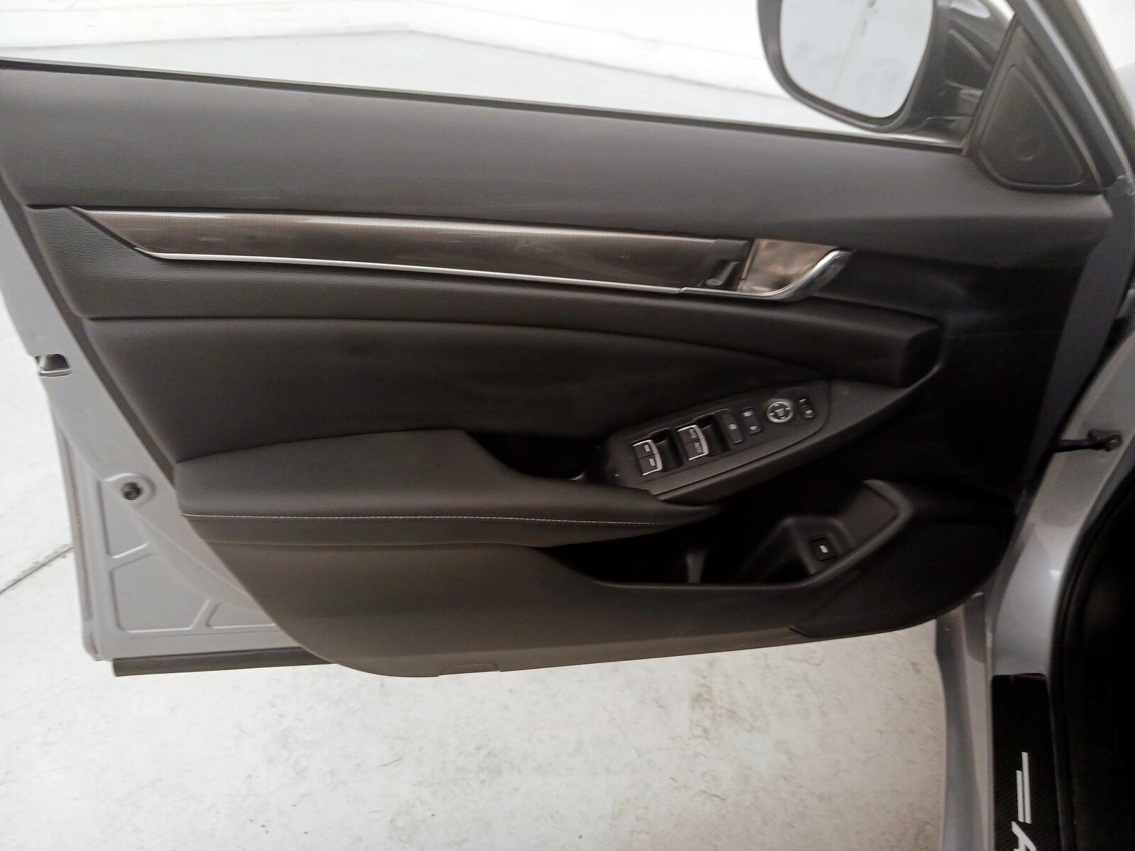 2022 Honda Accord Sport - Photo 13