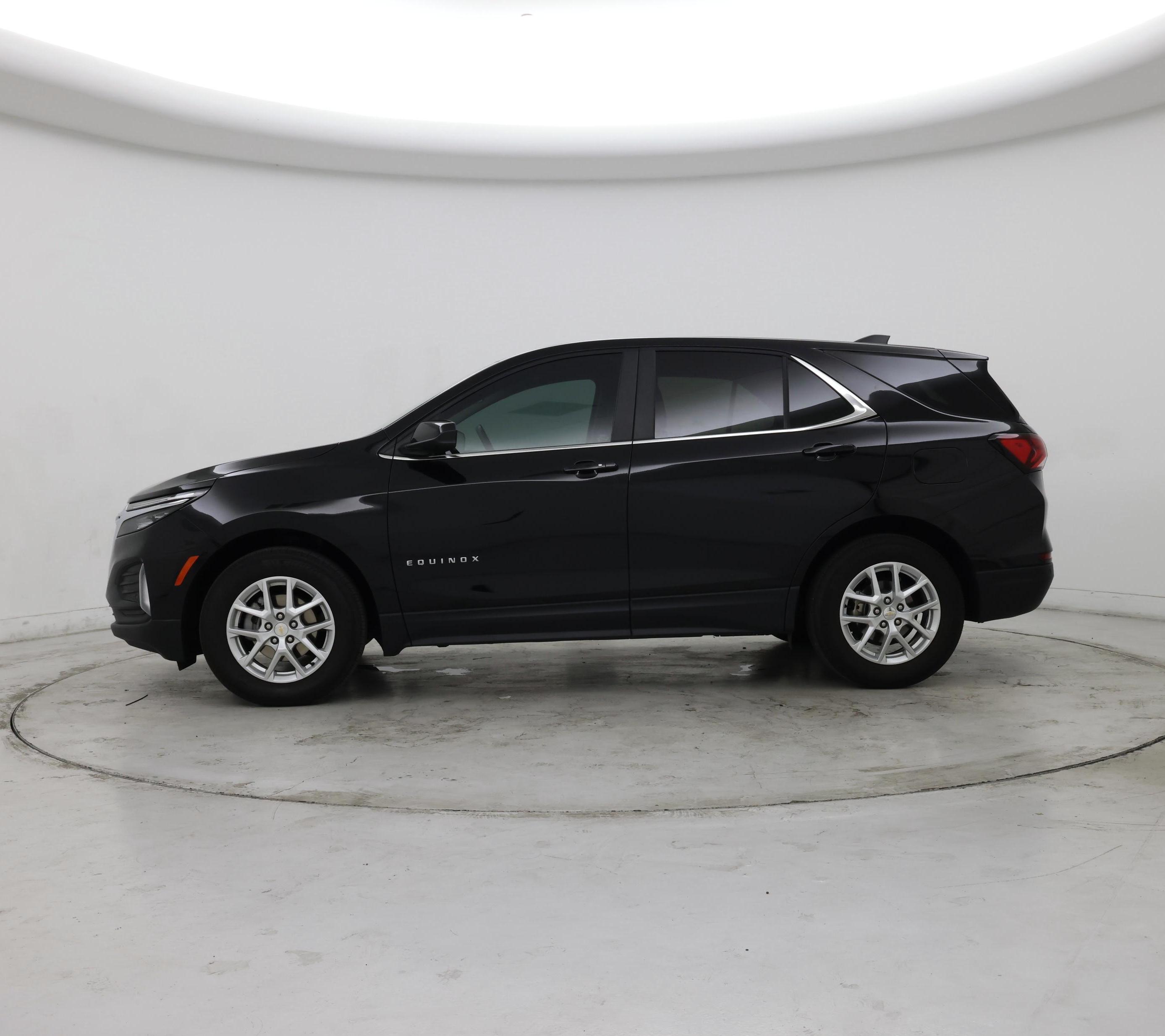 Thumbnail: 2022 Chevrolet Equinox - 3