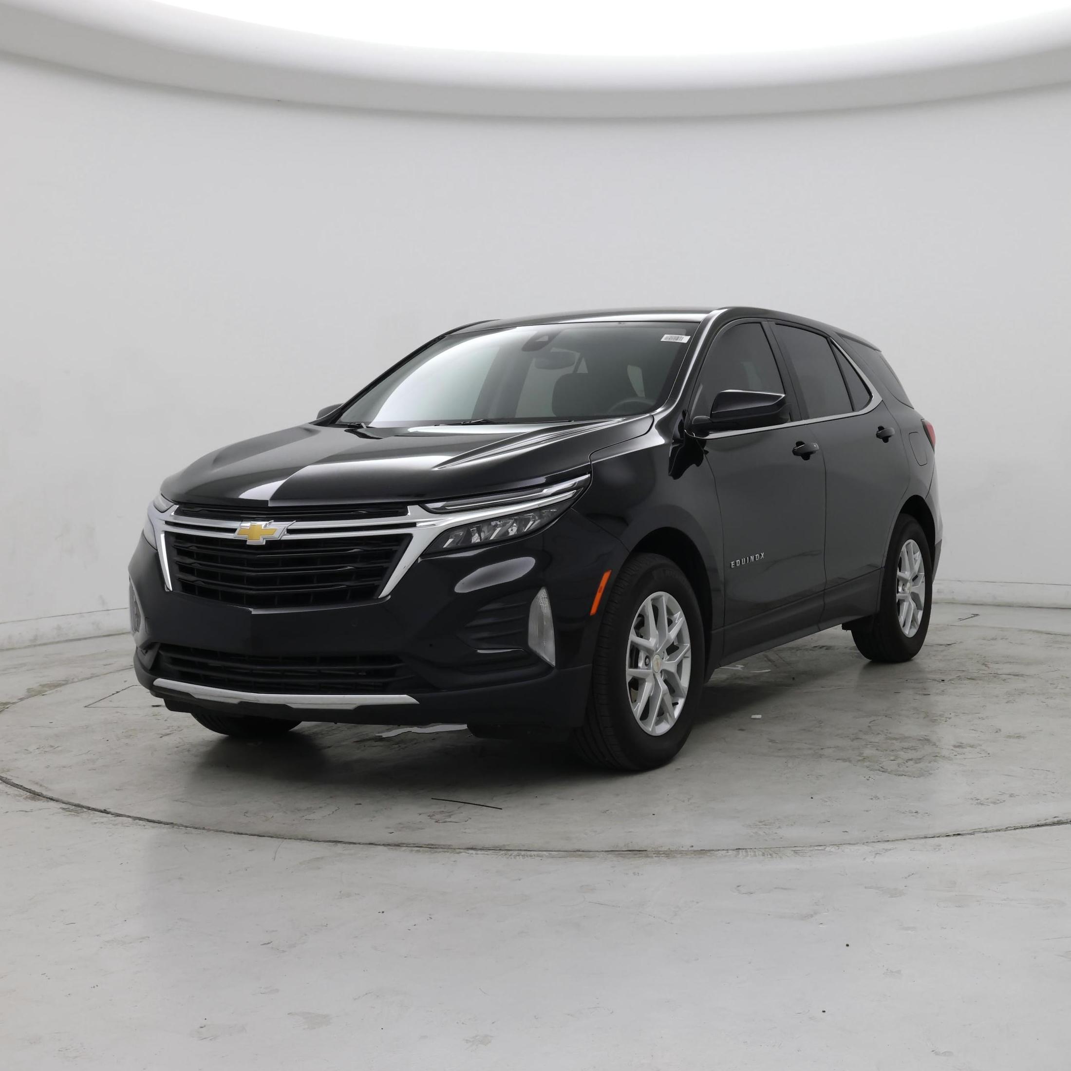 Thumbnail: 2022 Chevrolet Equinox - 4