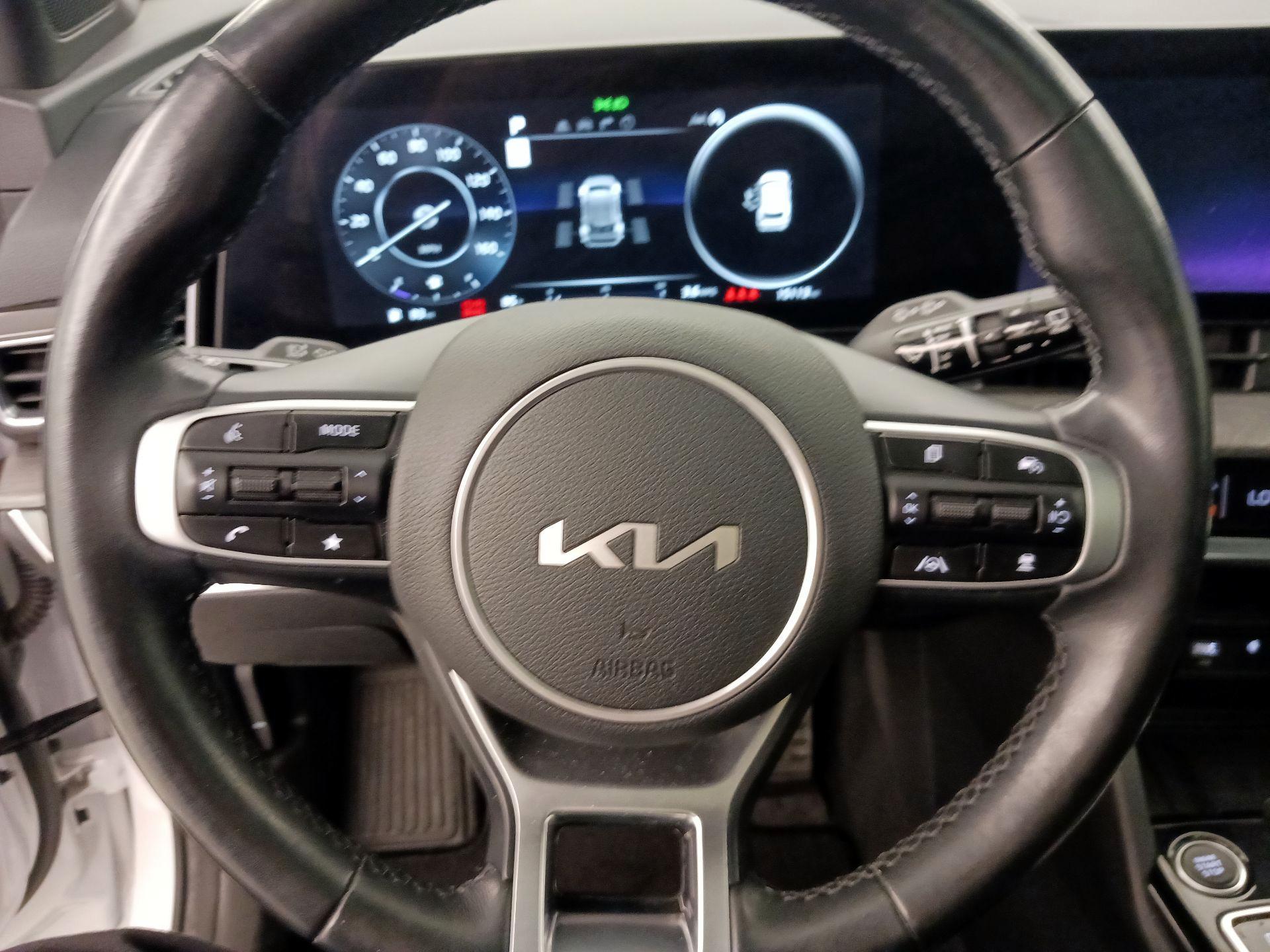 Thumbnail: 2023 Kia Sportage - 10