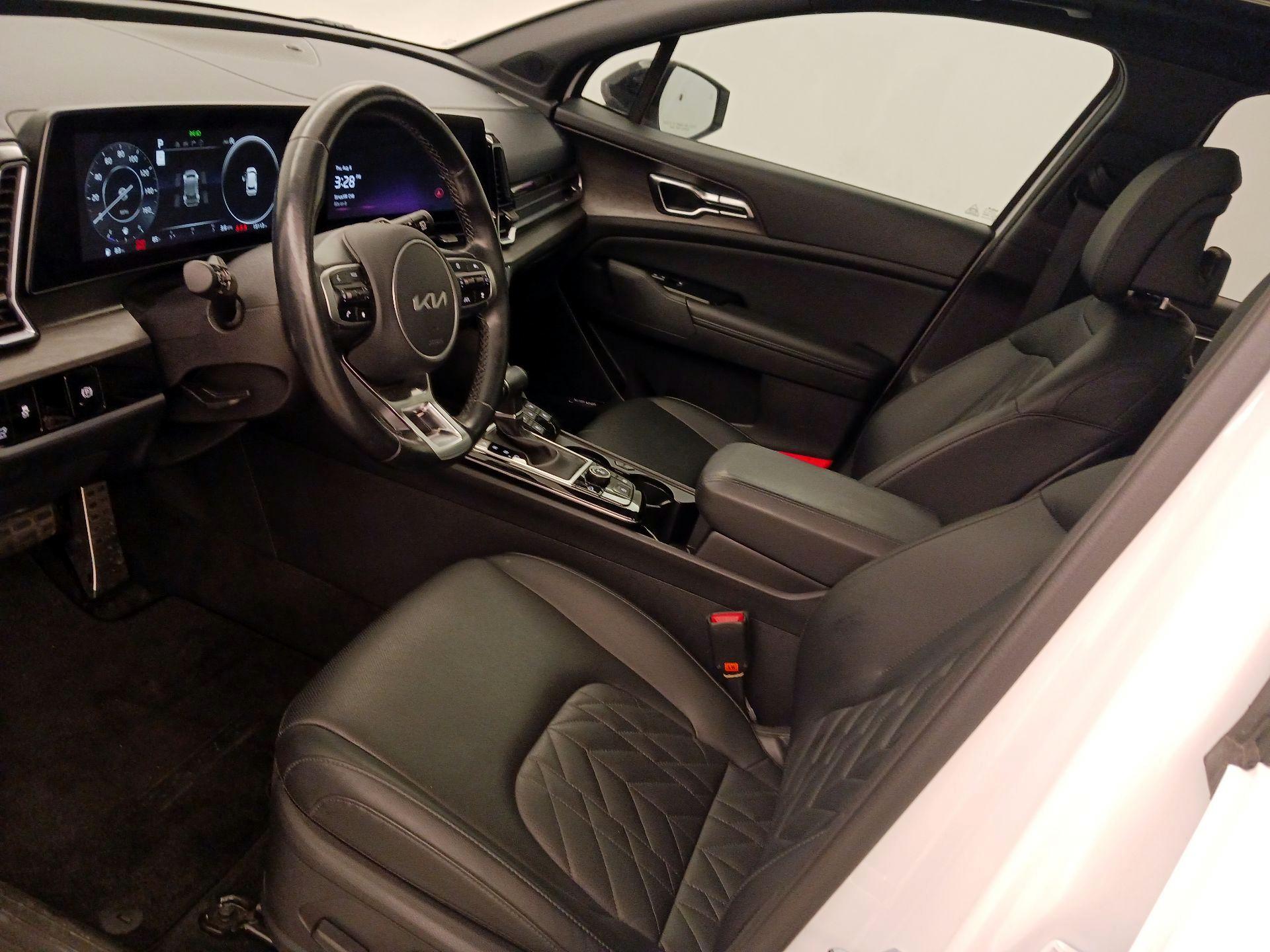 Thumbnail: 2023 Kia Sportage - 11