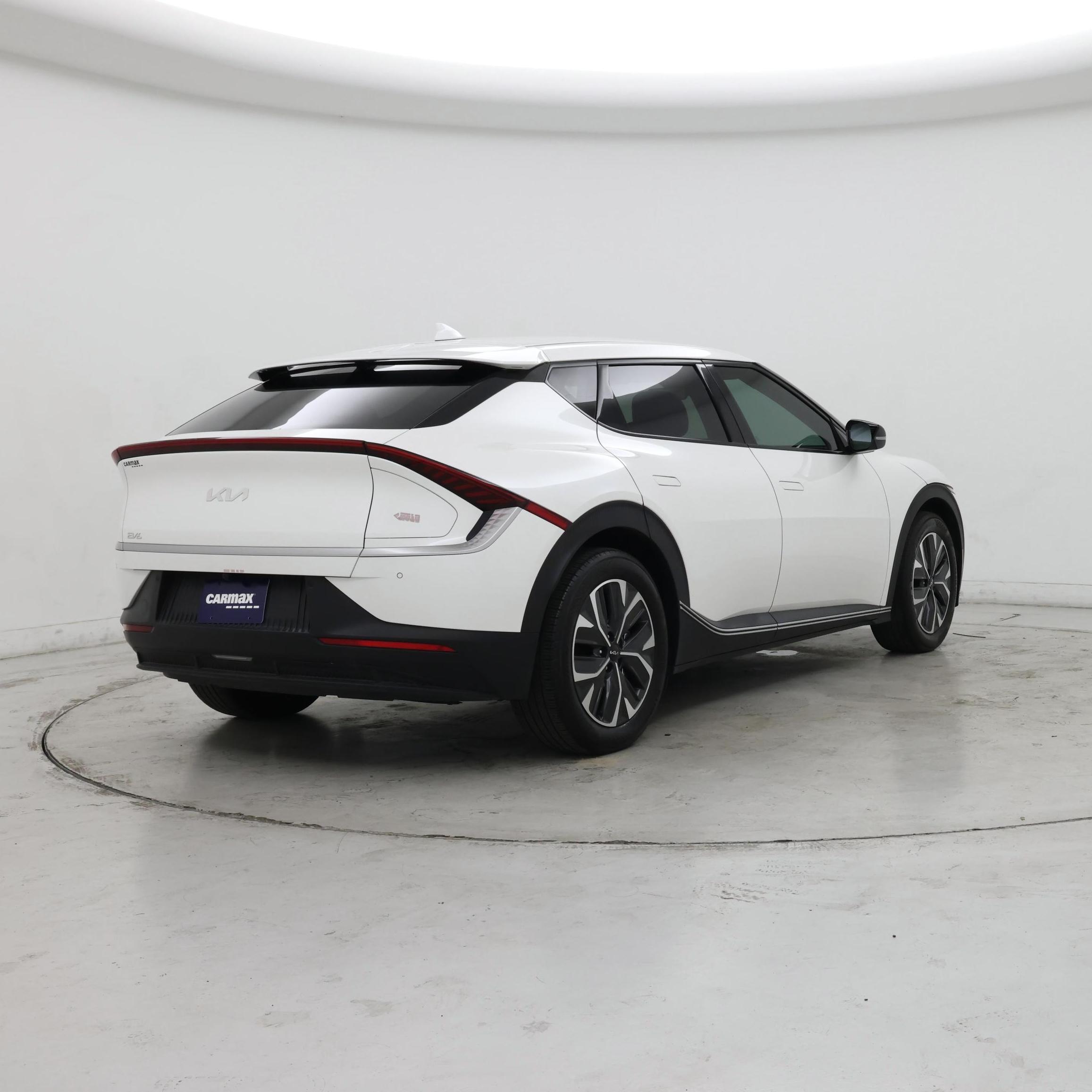 Thumbnail: 2024 Kia EV6 - 8