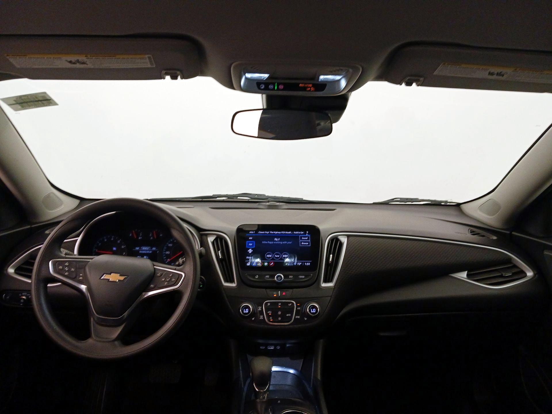 Thumbnail: 2023 Chevrolet Malibu - 9