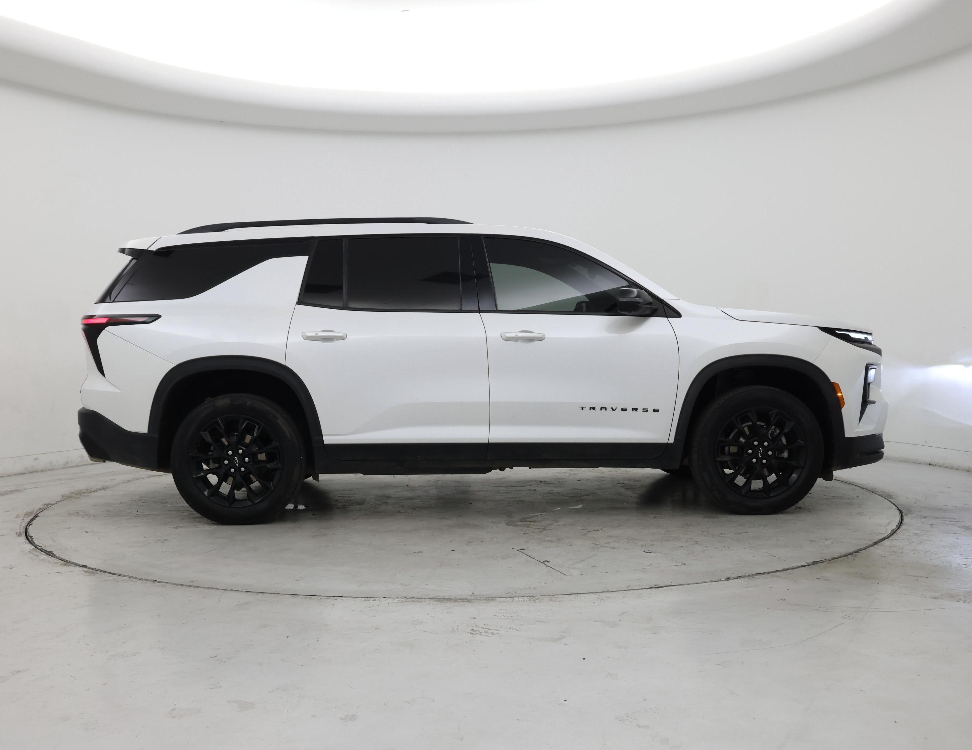 Thumbnail: 2024 Chevrolet Traverse - 7