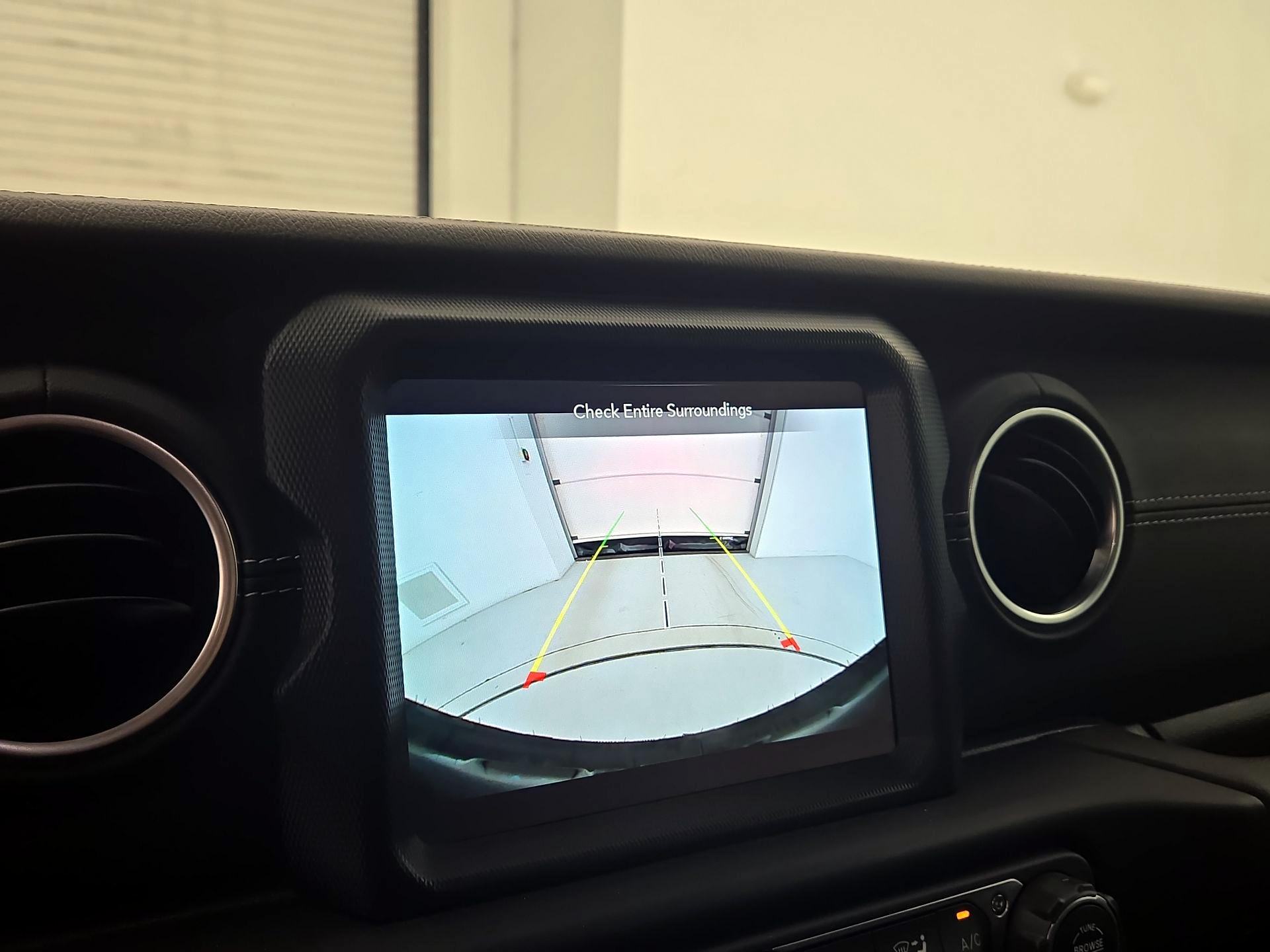 Thumbnail: 2023 Jeep Wrangler - 15