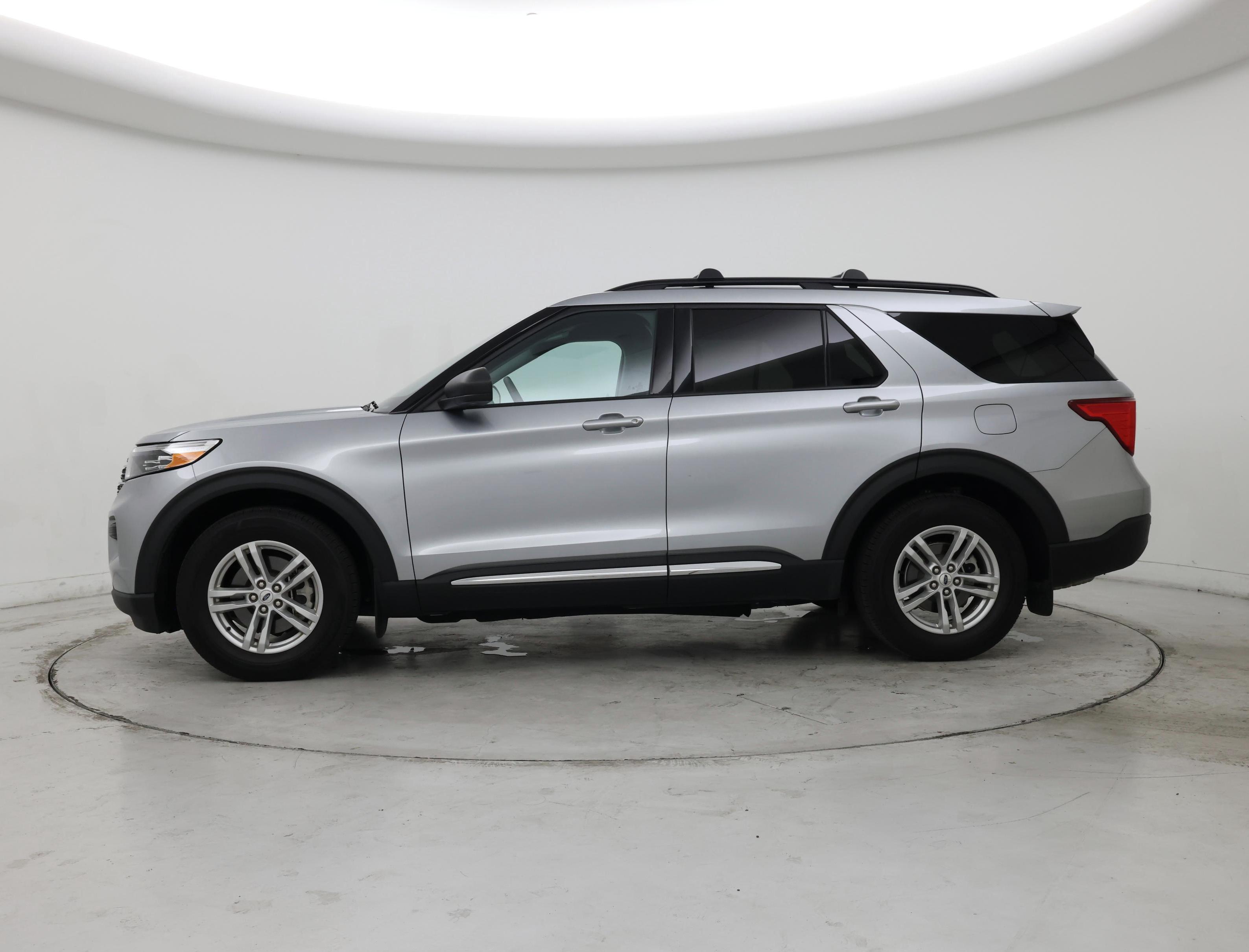 Thumbnail: 2024 Ford Explorer - 3