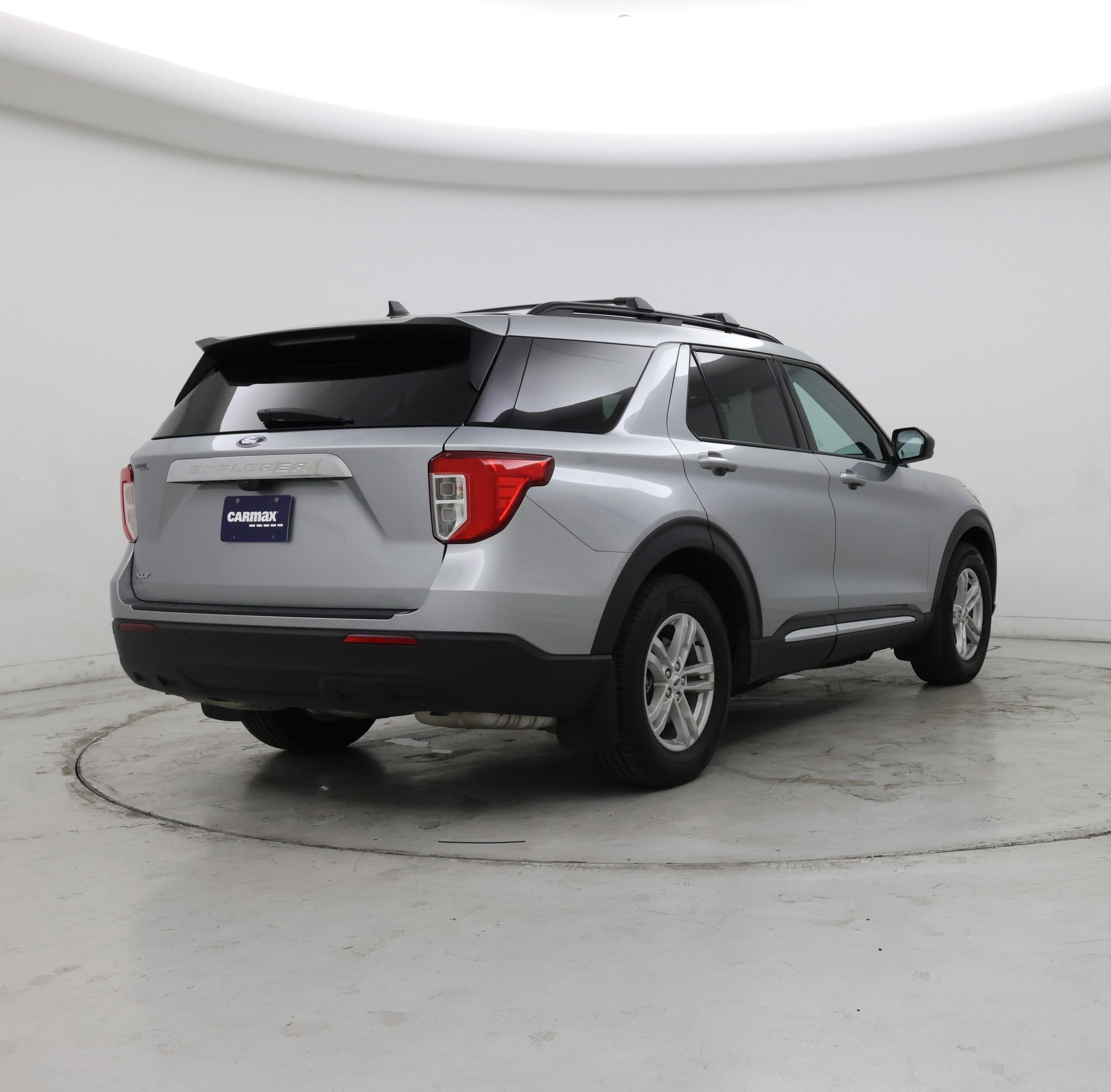 Thumbnail: 2024 Ford Explorer - 8