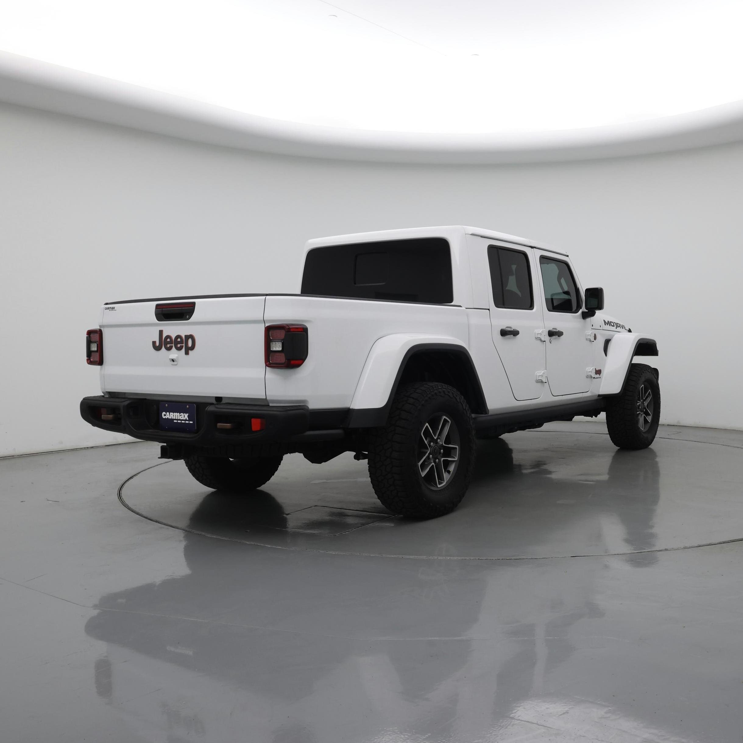 Thumbnail: 2025 Jeep Gladiator - 8