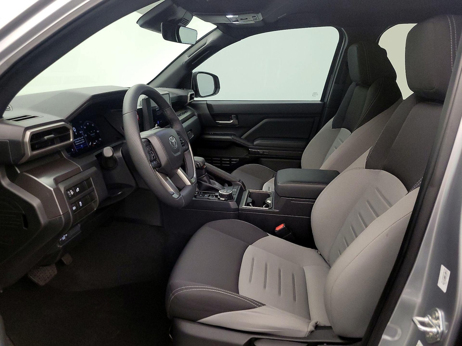 2025 Toyota Tacoma TRD Off Road - Photo 12