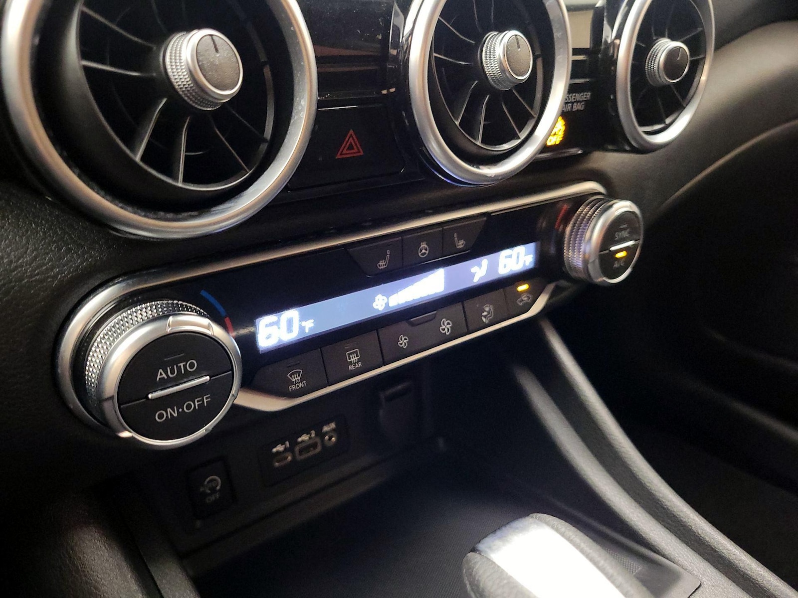 2024 Nissan Sentra SV - Photo 17