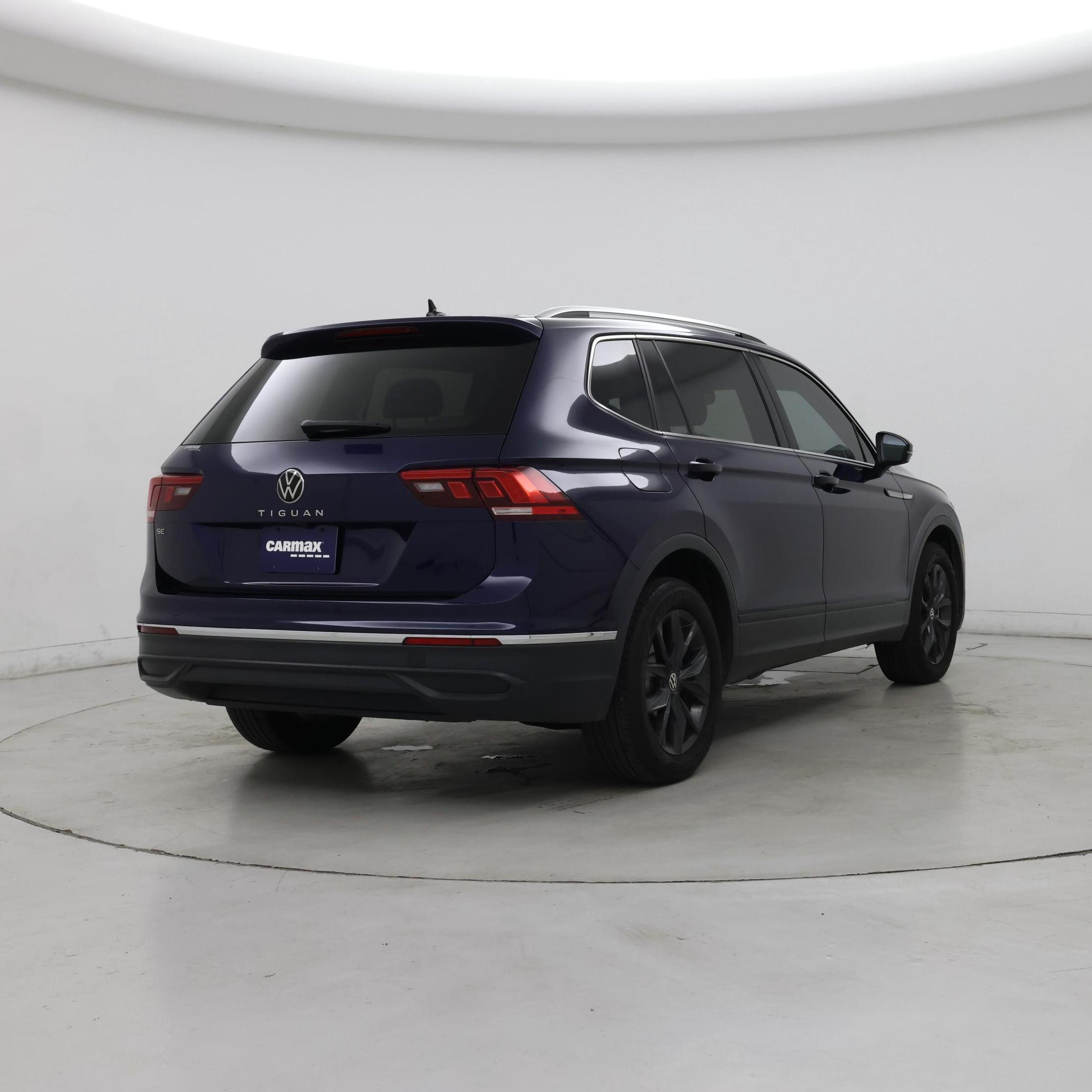 Thumbnail: 2024 Volkswagen Tiguan - 8