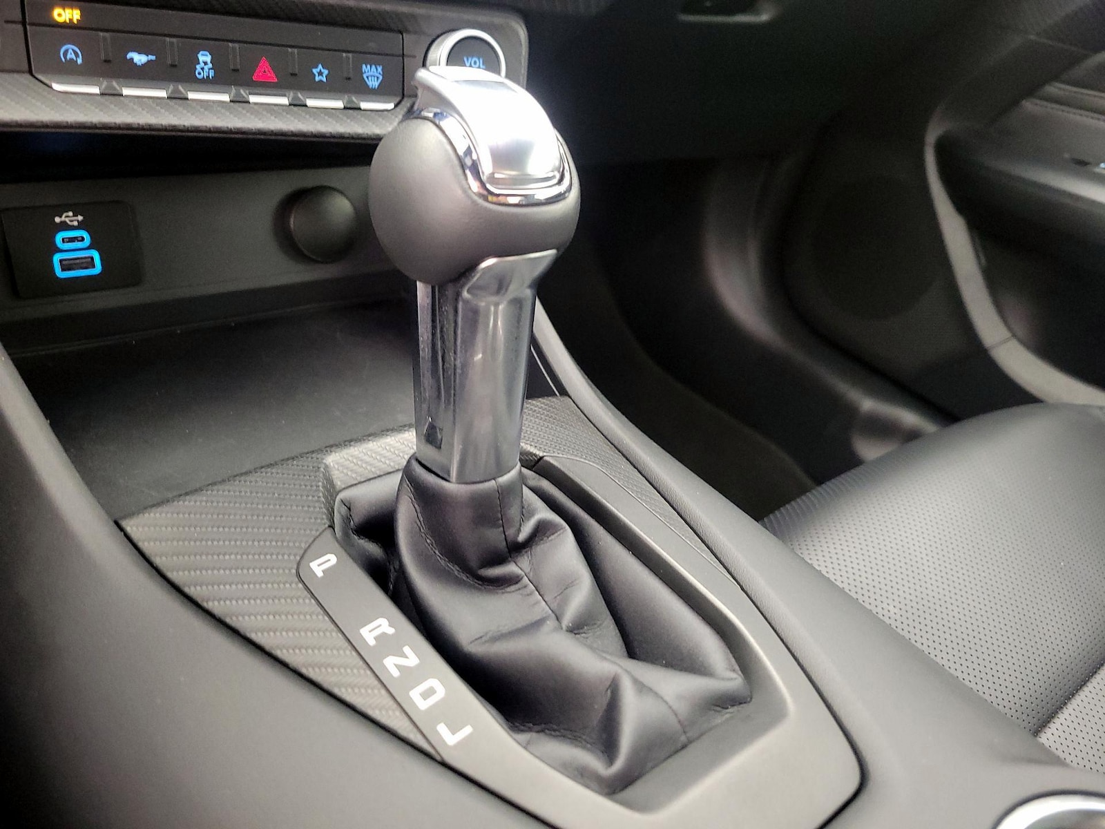 2026 Ford Mustang EcoBoost Premium - Photo 18