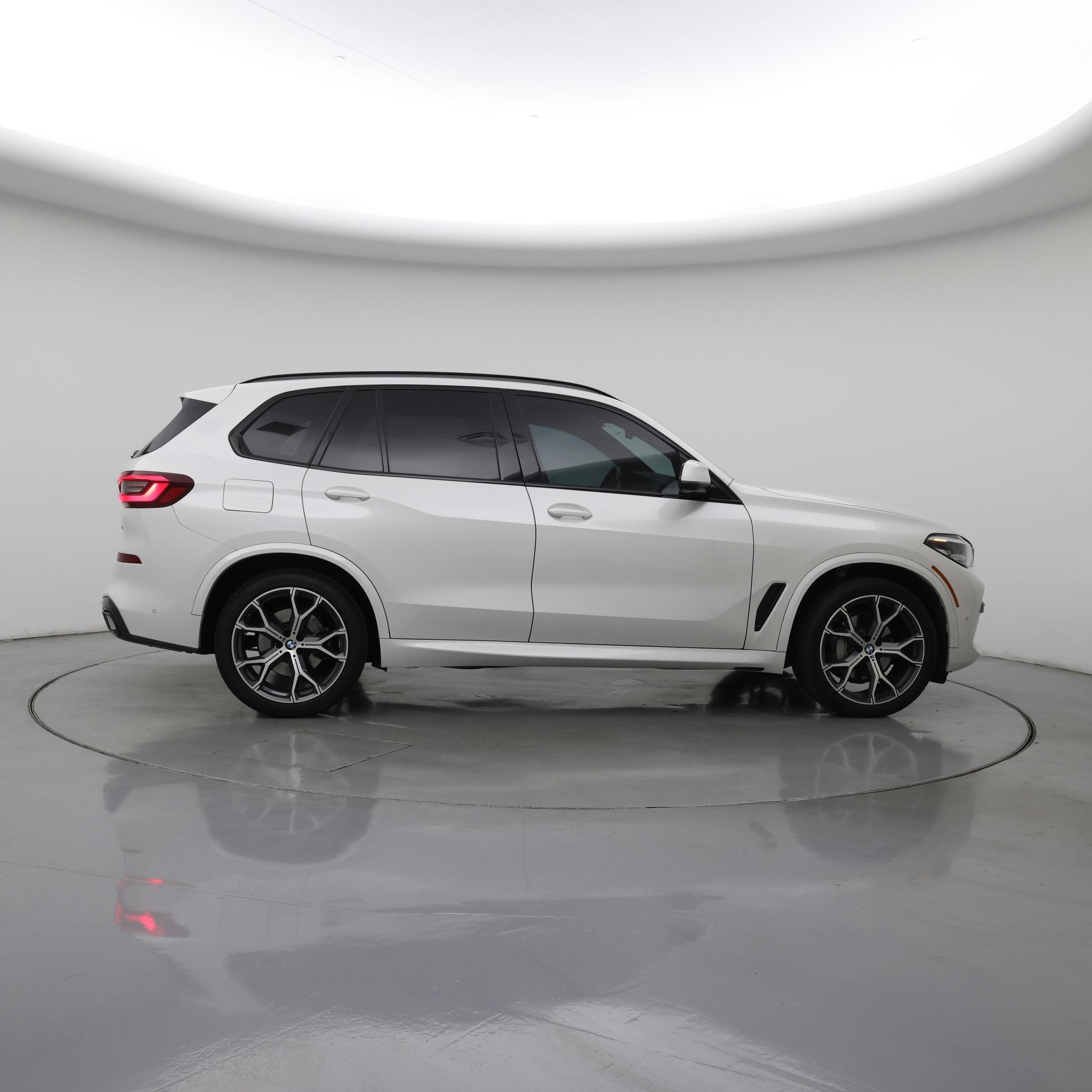 Thumbnail: 2023 BMW X5 - 7