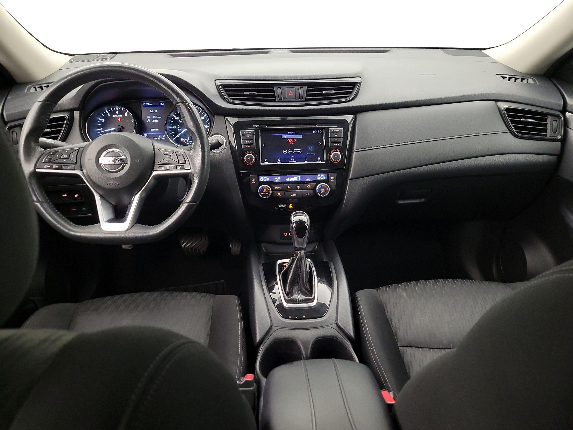 Thumbnail: 2018 Nissan Rogue - 9