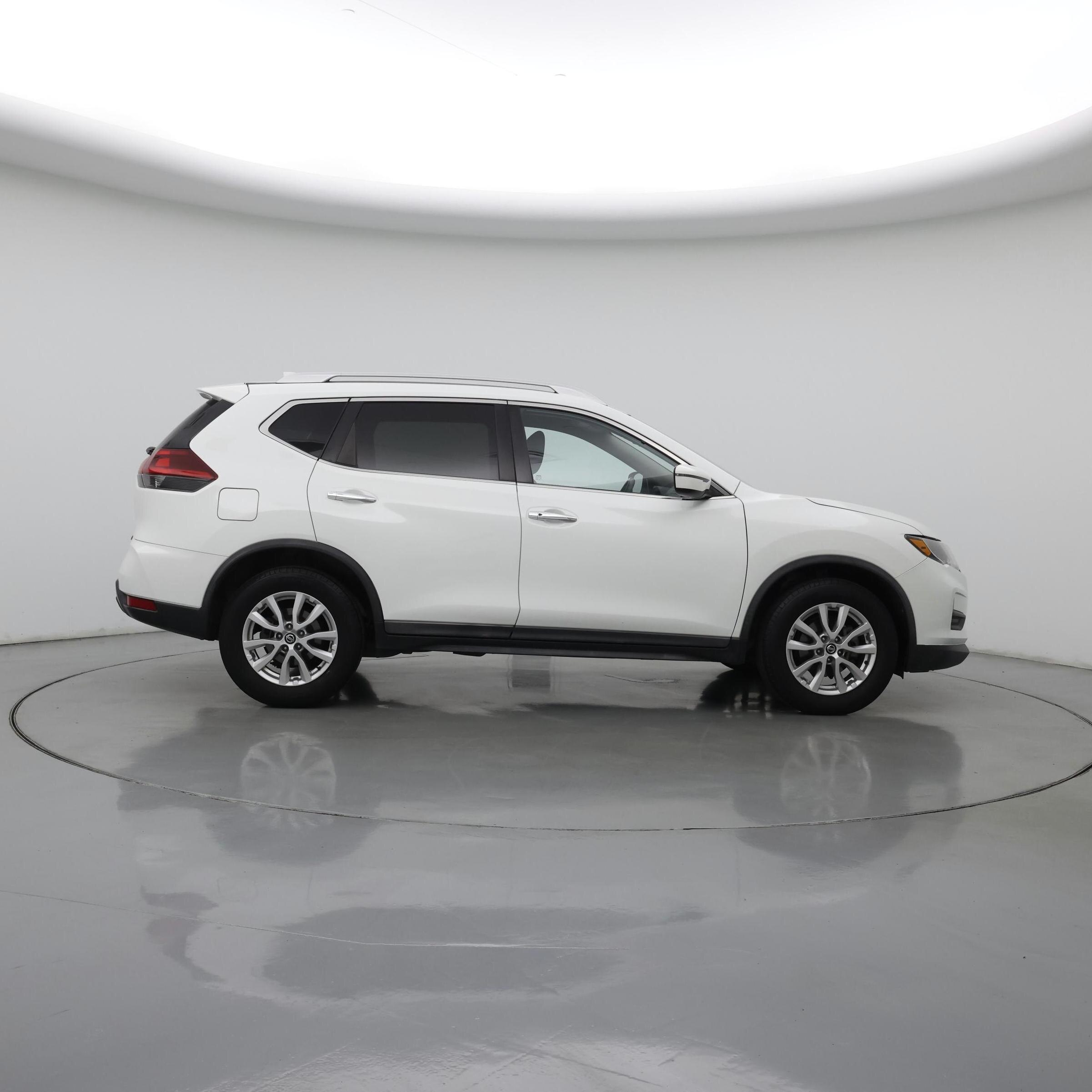 Thumbnail: 2018 Nissan Rogue - 7