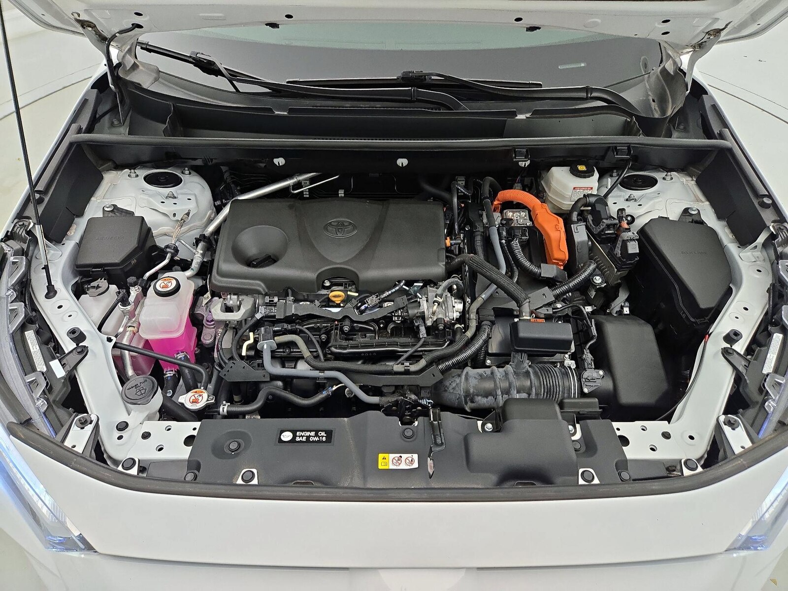 2022 Toyota RAV4 XLE - Photo 23