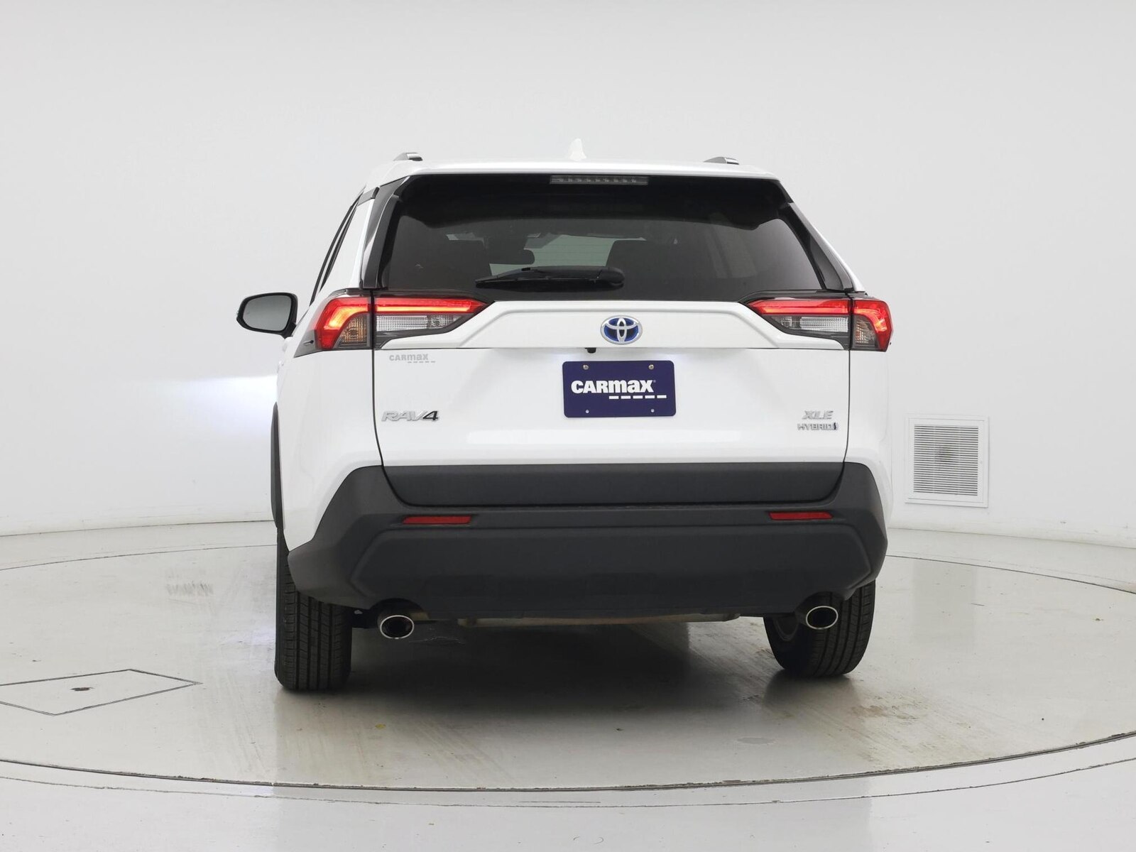 2022 Toyota RAV4 XLE - Photo 7