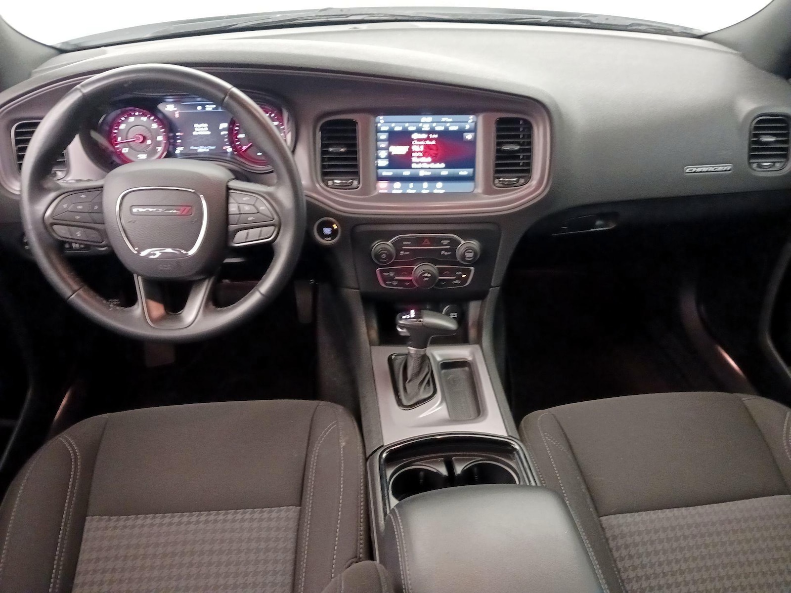 2023 Dodge Charger SXT - Photo 10