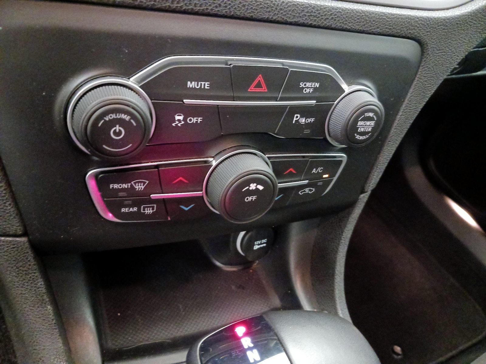 2023 Dodge Charger SXT - Photo 17