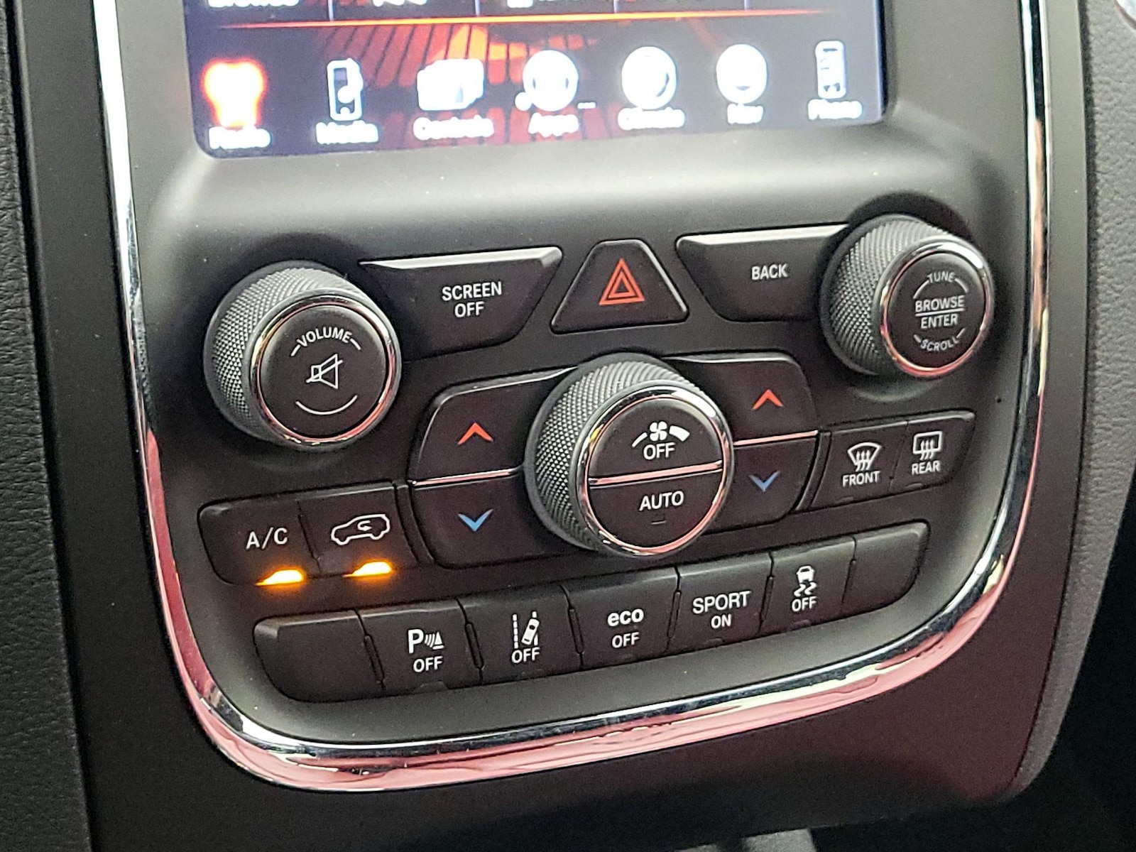 2017 Dodge Durango R/T - Photo 18