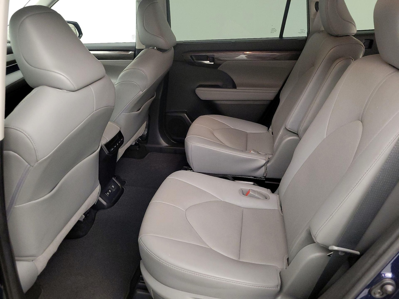 Rear Air Conditioning