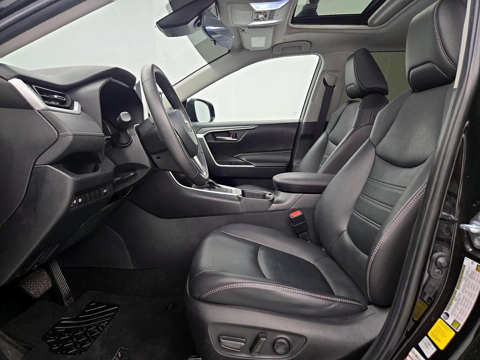 Power Seat(s) & Side Airbags
