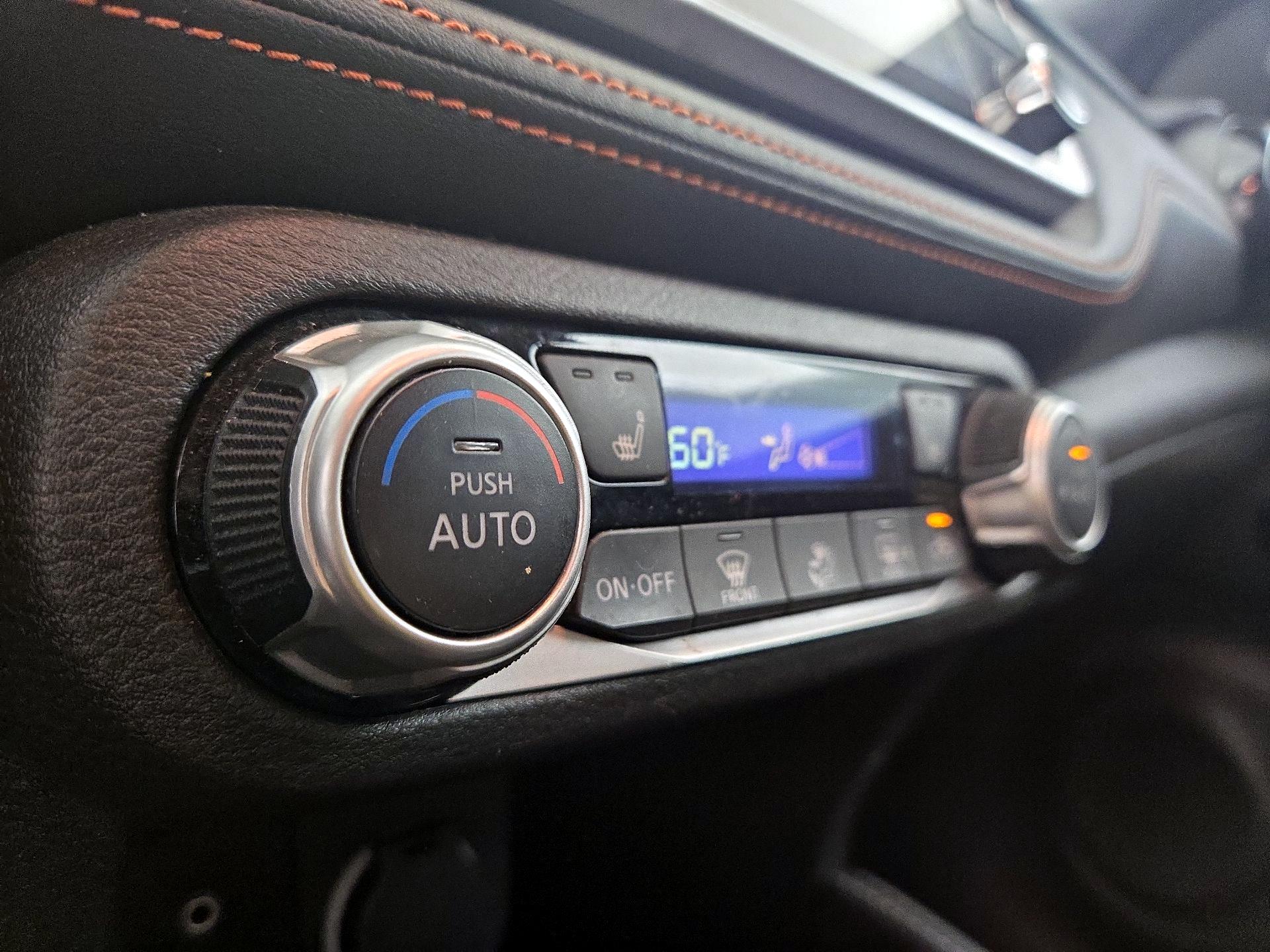Thumbnail: 2020 Nissan Kicks - 15