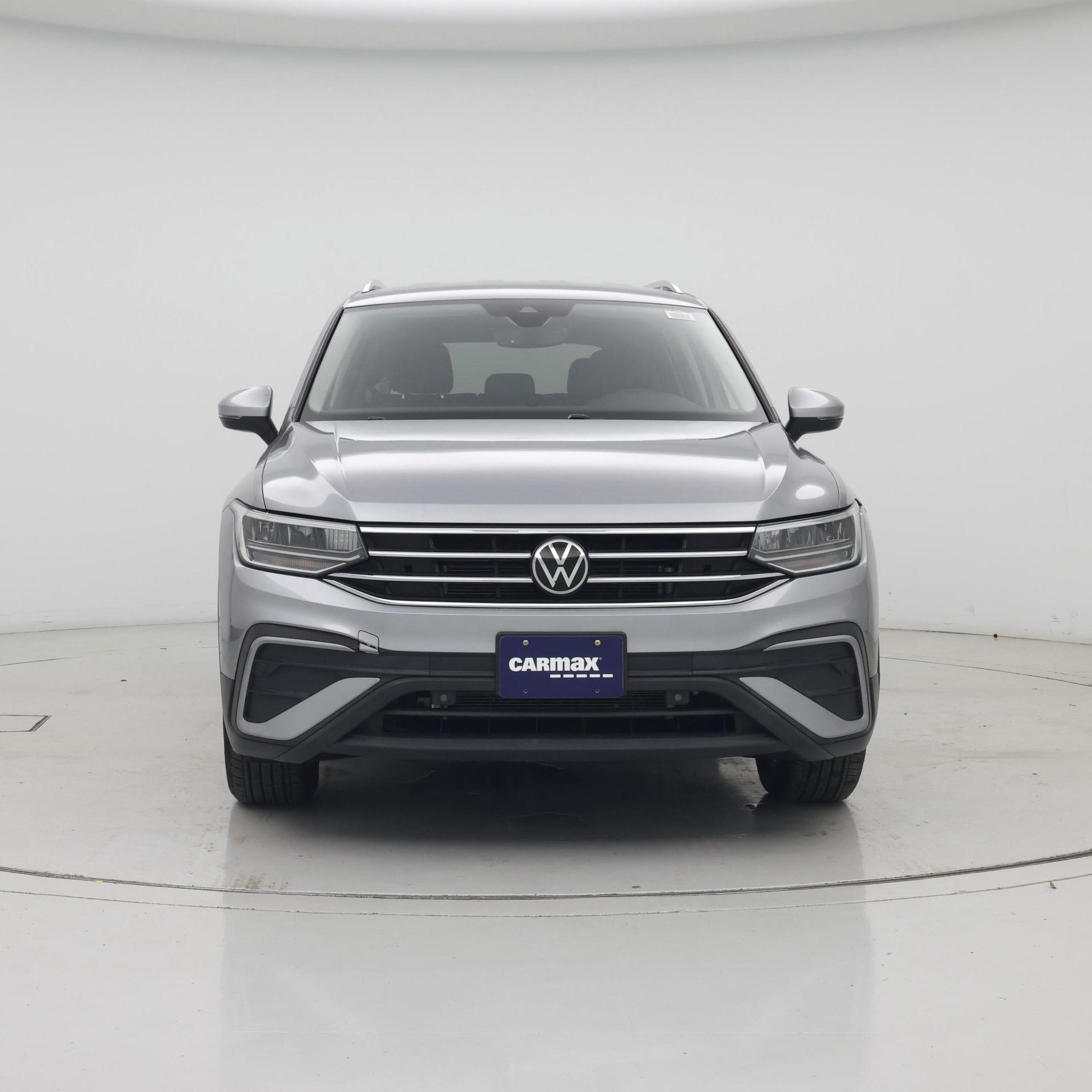 Thumbnail: 2023 Volkswagen Tiguan - 5