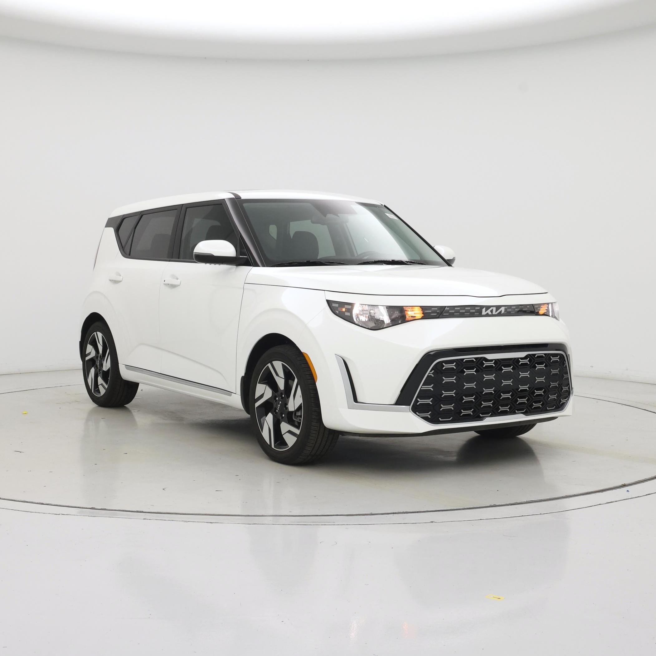 White 2025 Kia Soul SUV / Crossover Front-Wheel Drive Automatic