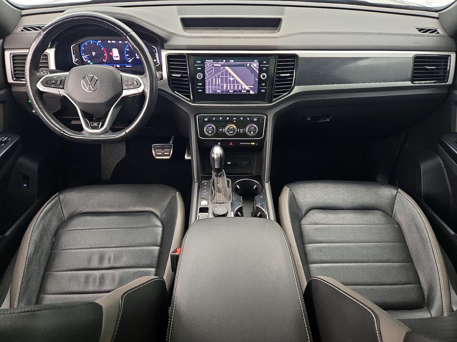 2021 Volkswagen Atlas Cross Sport SEL Premium R-Line - Photo 10